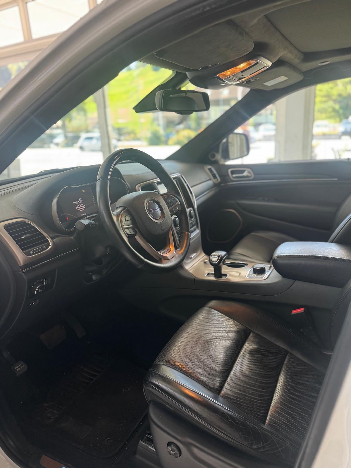 JEEP Grand Cherokee 3.0 CRD Summit Automatic-image-9