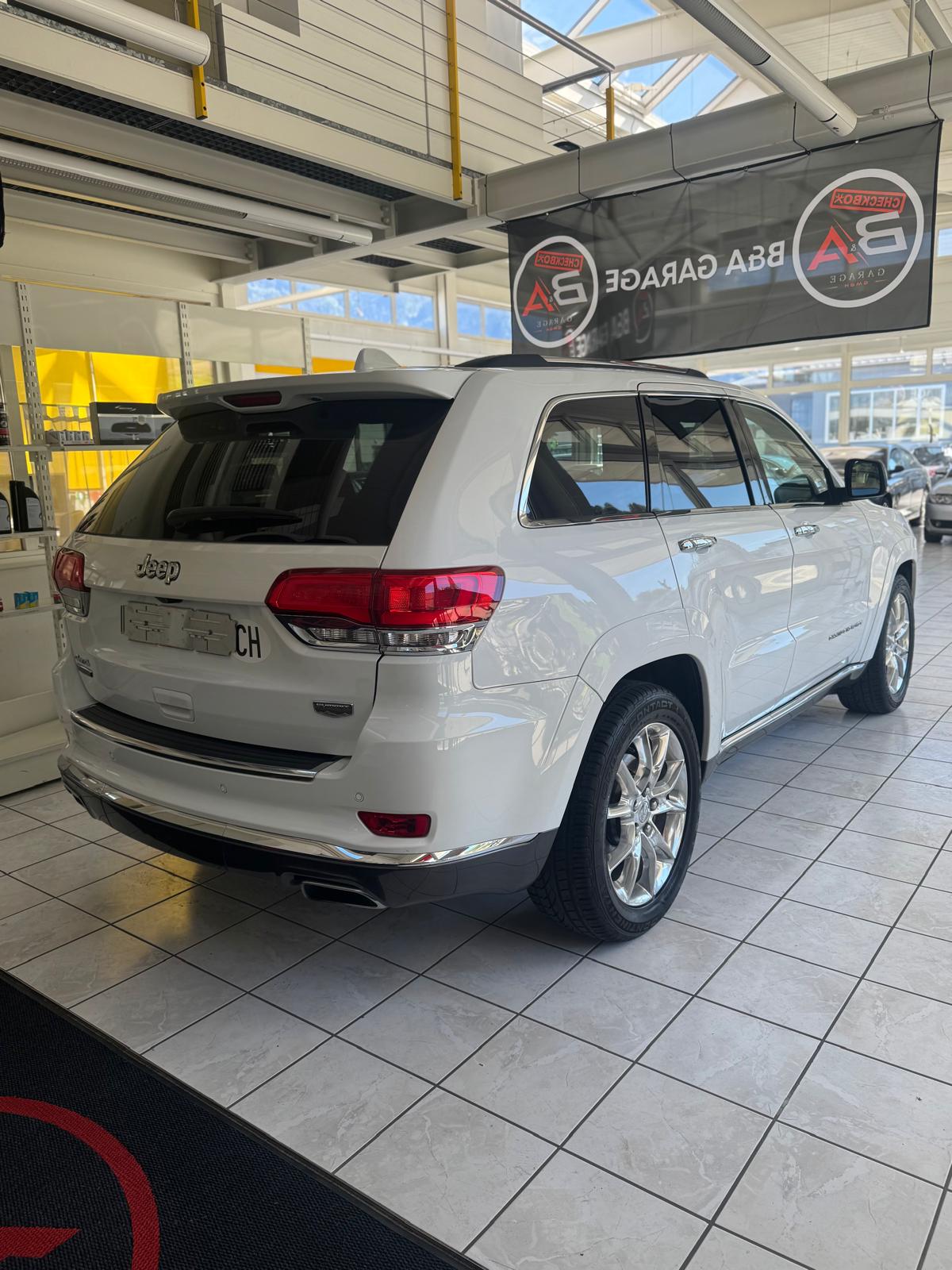 JEEP Grand Cherokee 3.0 CRD Summit Automatic-image-1