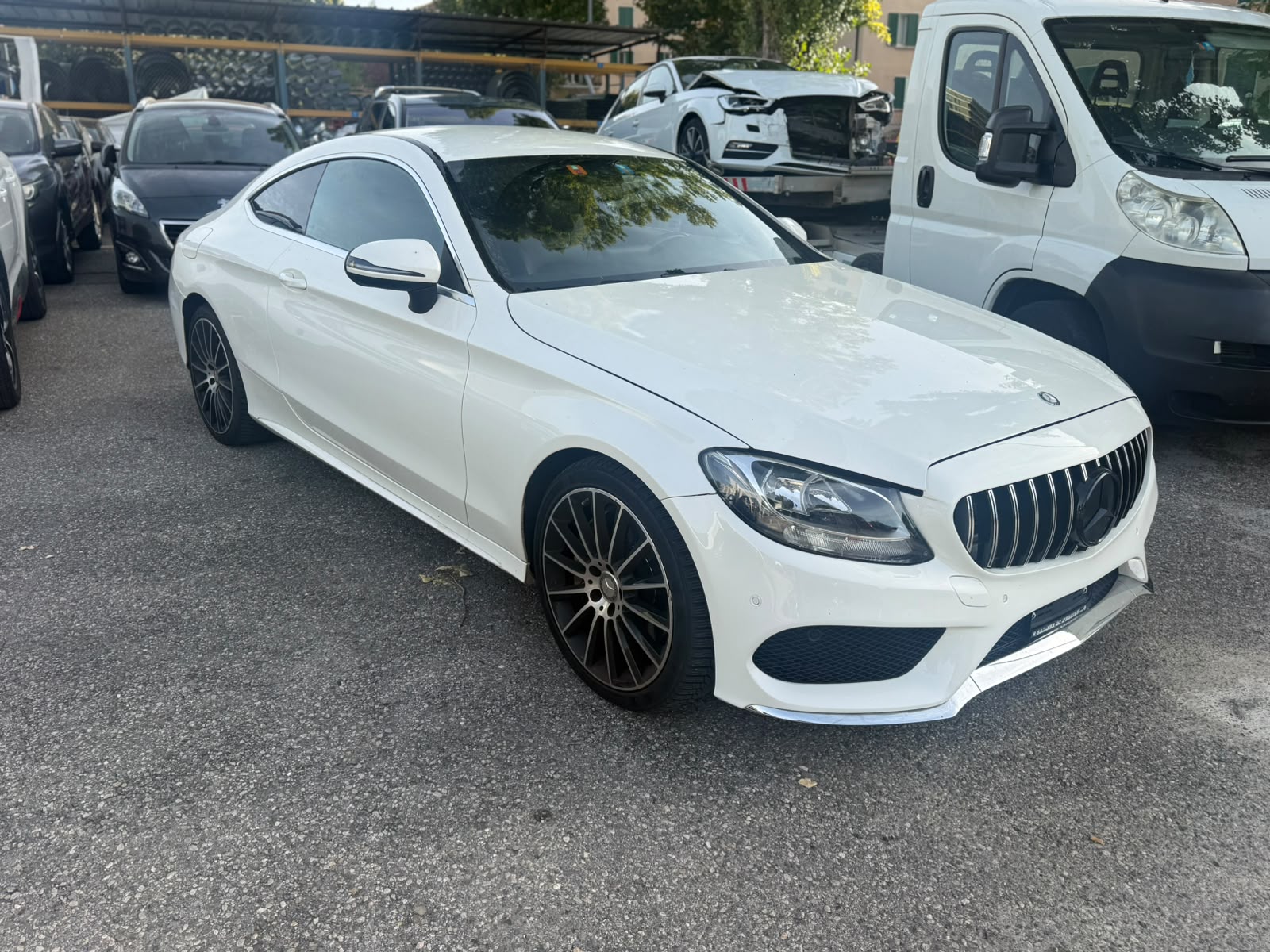 MERCEDES-BENZ C 250 d AMG Line Coupé 9G-Tronic-image-1