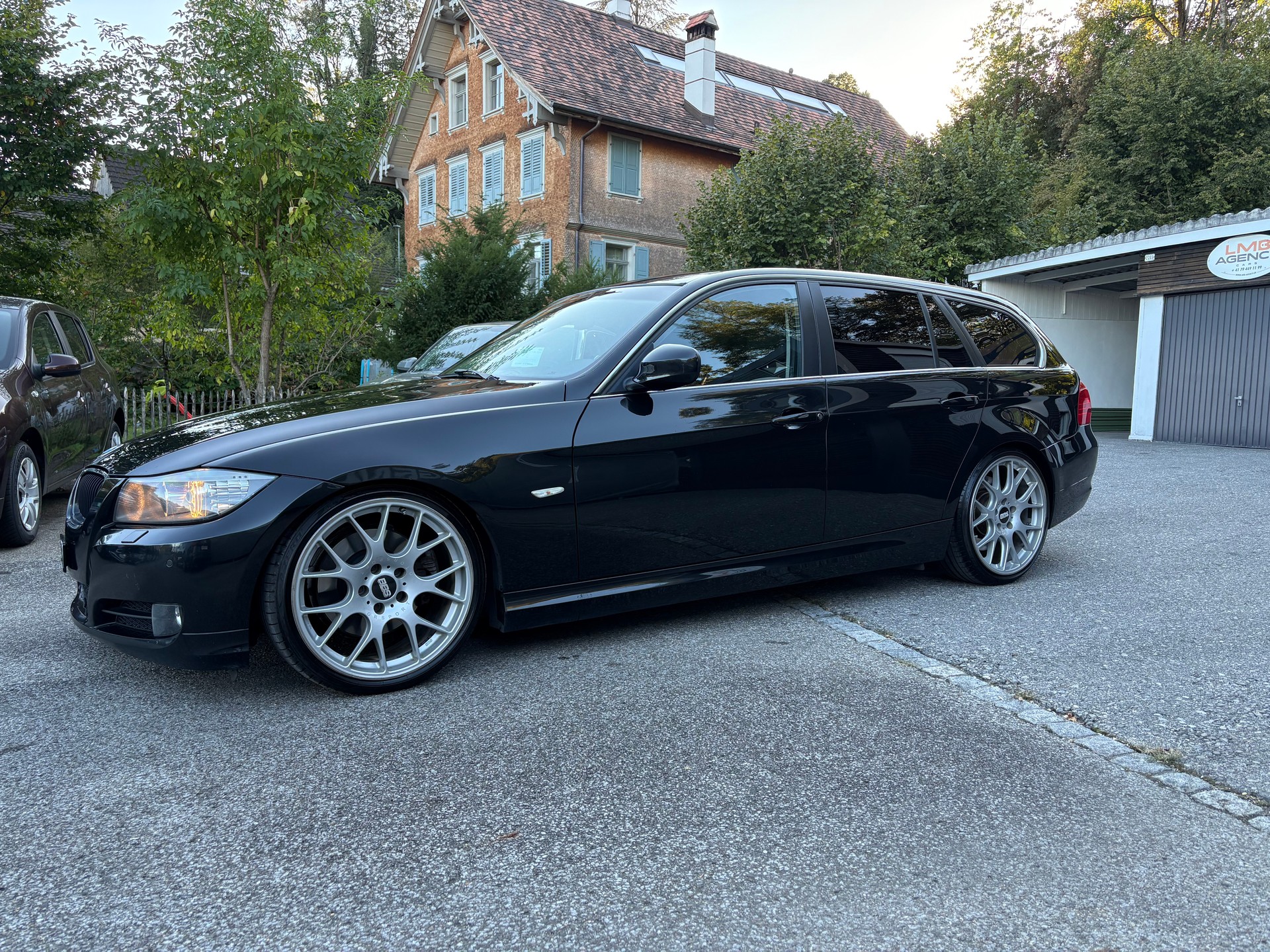 BMW 325d Touring Steptronic-image-3