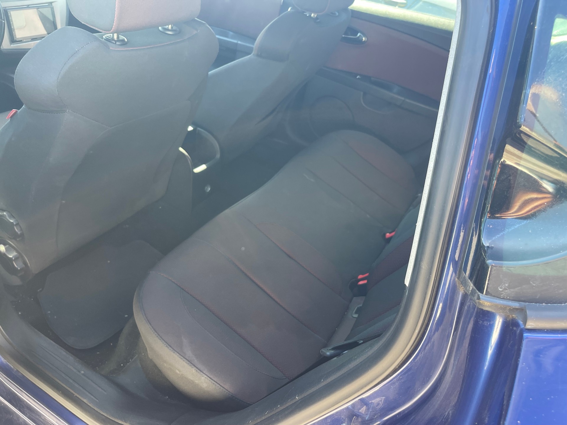 SEAT Leon 2.0 FSI T Radical-image-9