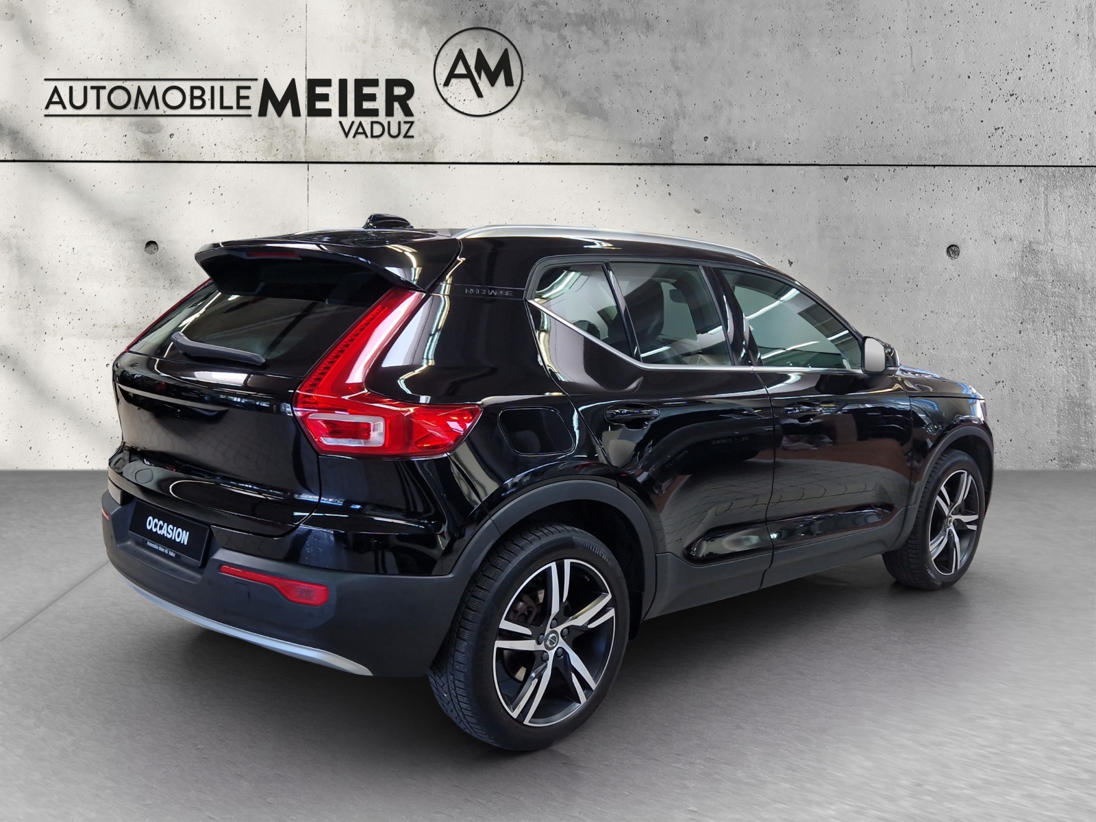VOLVO XC40 1.5 T4 PiH Inscription-image-9