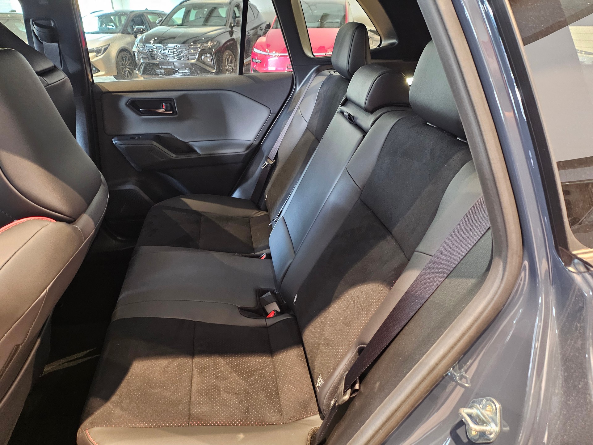 TOYOTA RAV-4 2.5 HSD GR Sport e-CVT 4WDđ„8-fachđ„-image-21
