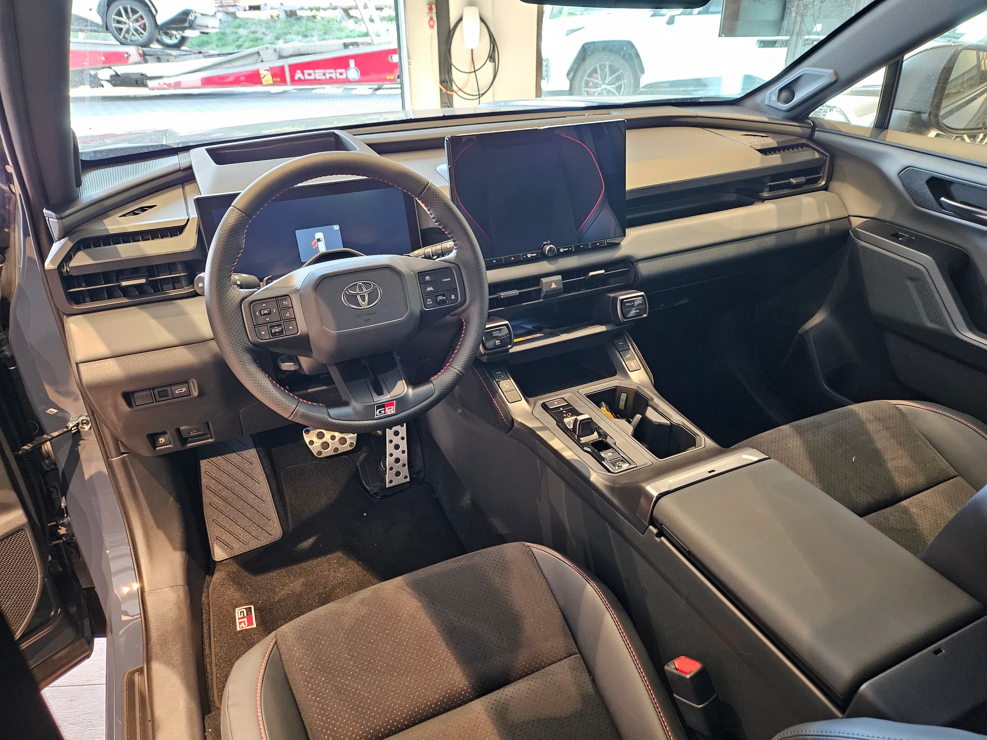TOYOTA RAV-4 2.5 HSD GR Sport e-CVT 4WDđ„8-fachđ„-image-22
