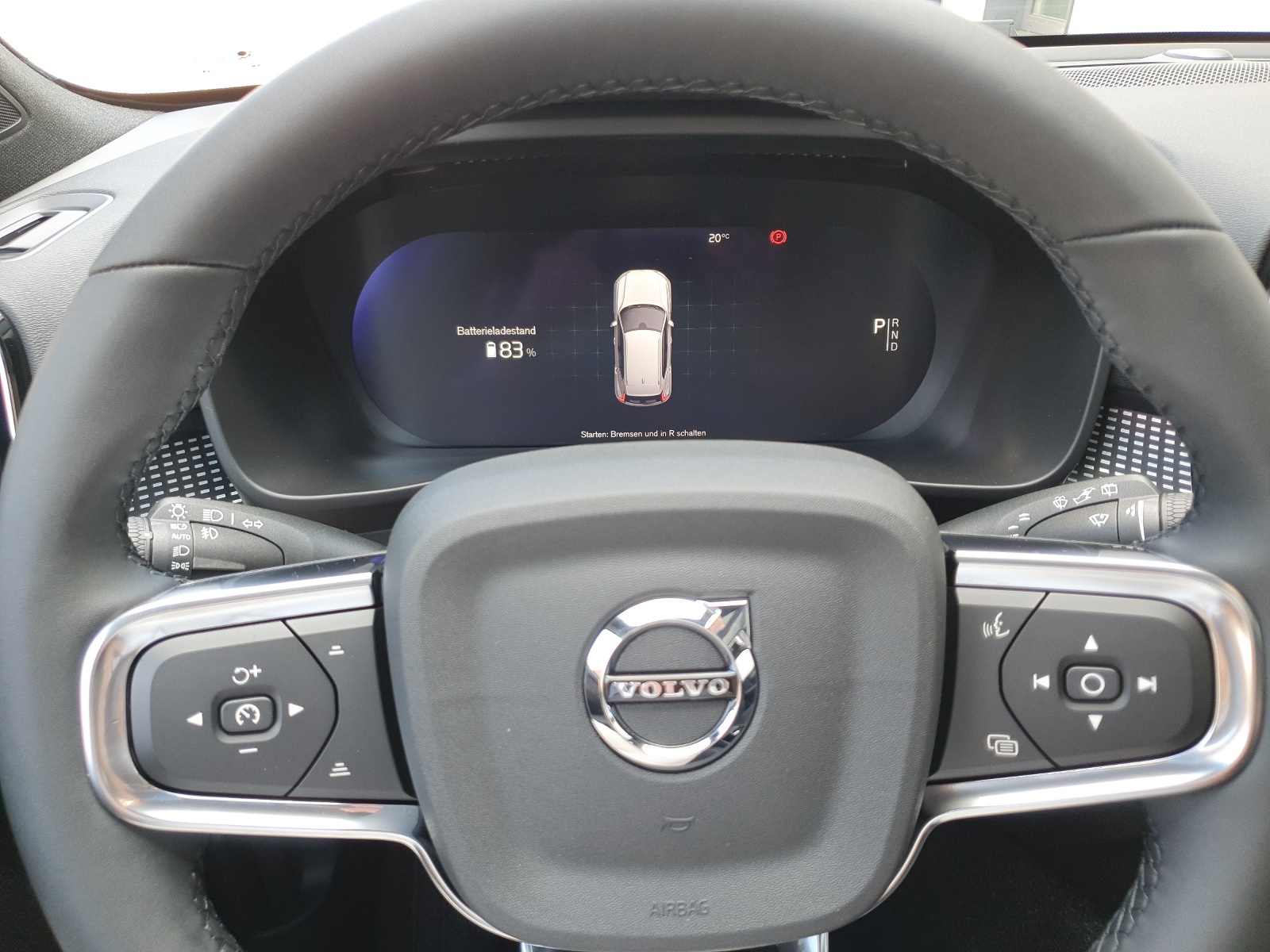 VOLVO XC40 P6 Pro-image-5