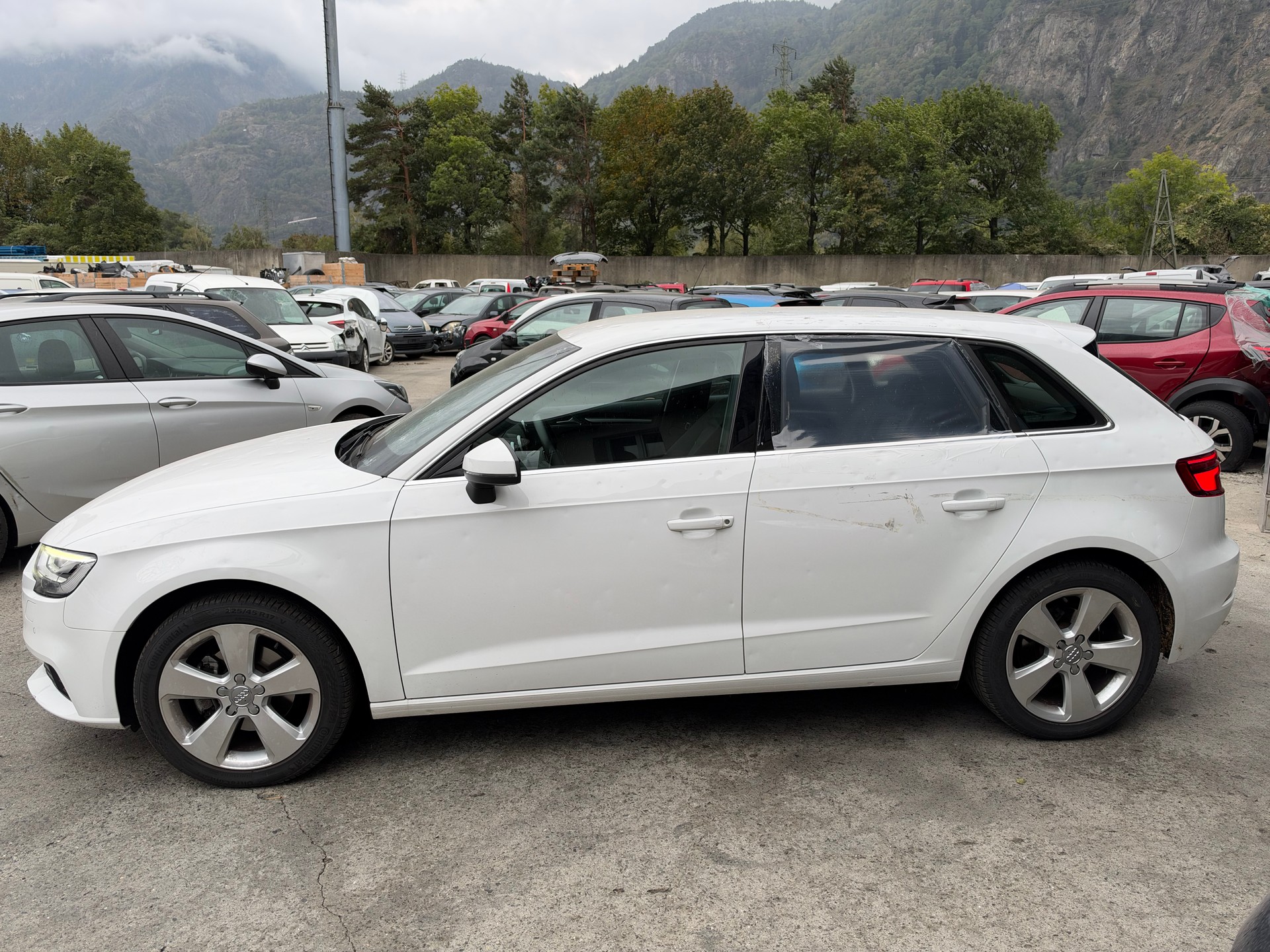AUDI A3 Sportback 30 TFSI S-tronic-image-0