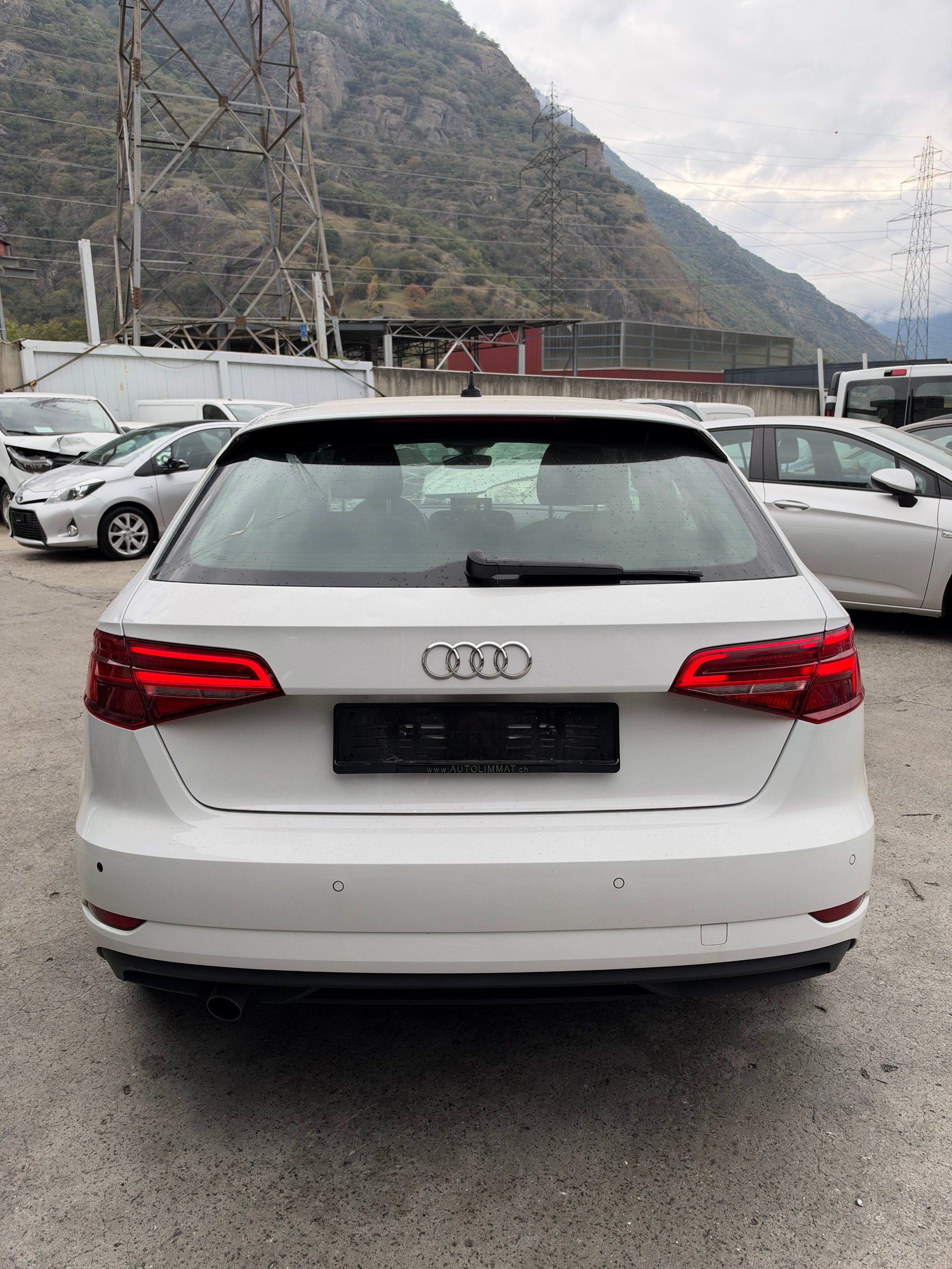 AUDI A3 Sportback 30 TFSI S-tronic-image-6