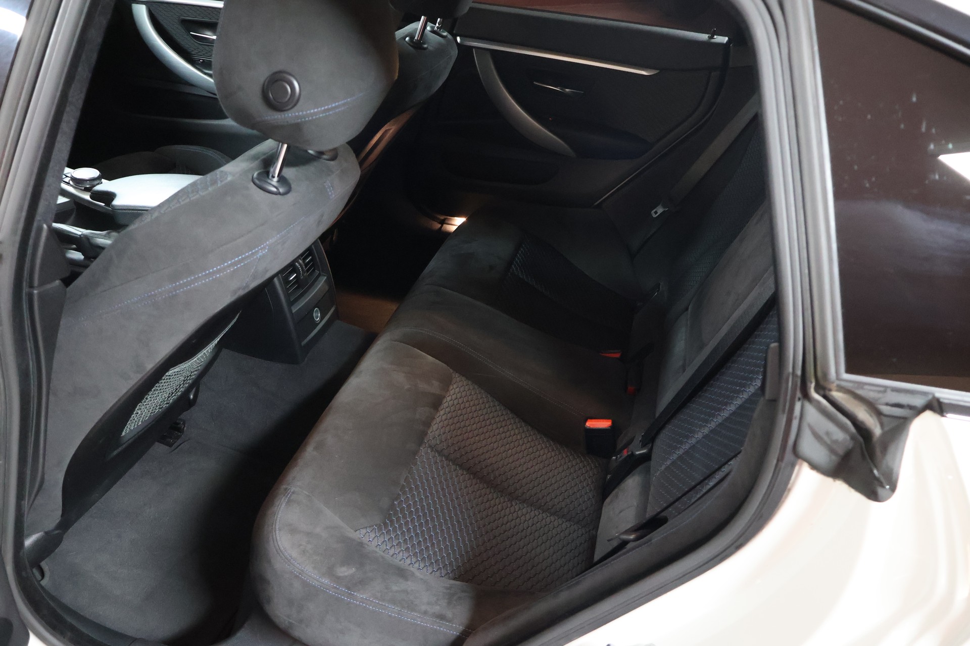 BMW 430d Gran Coupé xDrive M Sport Steptronic-image-17