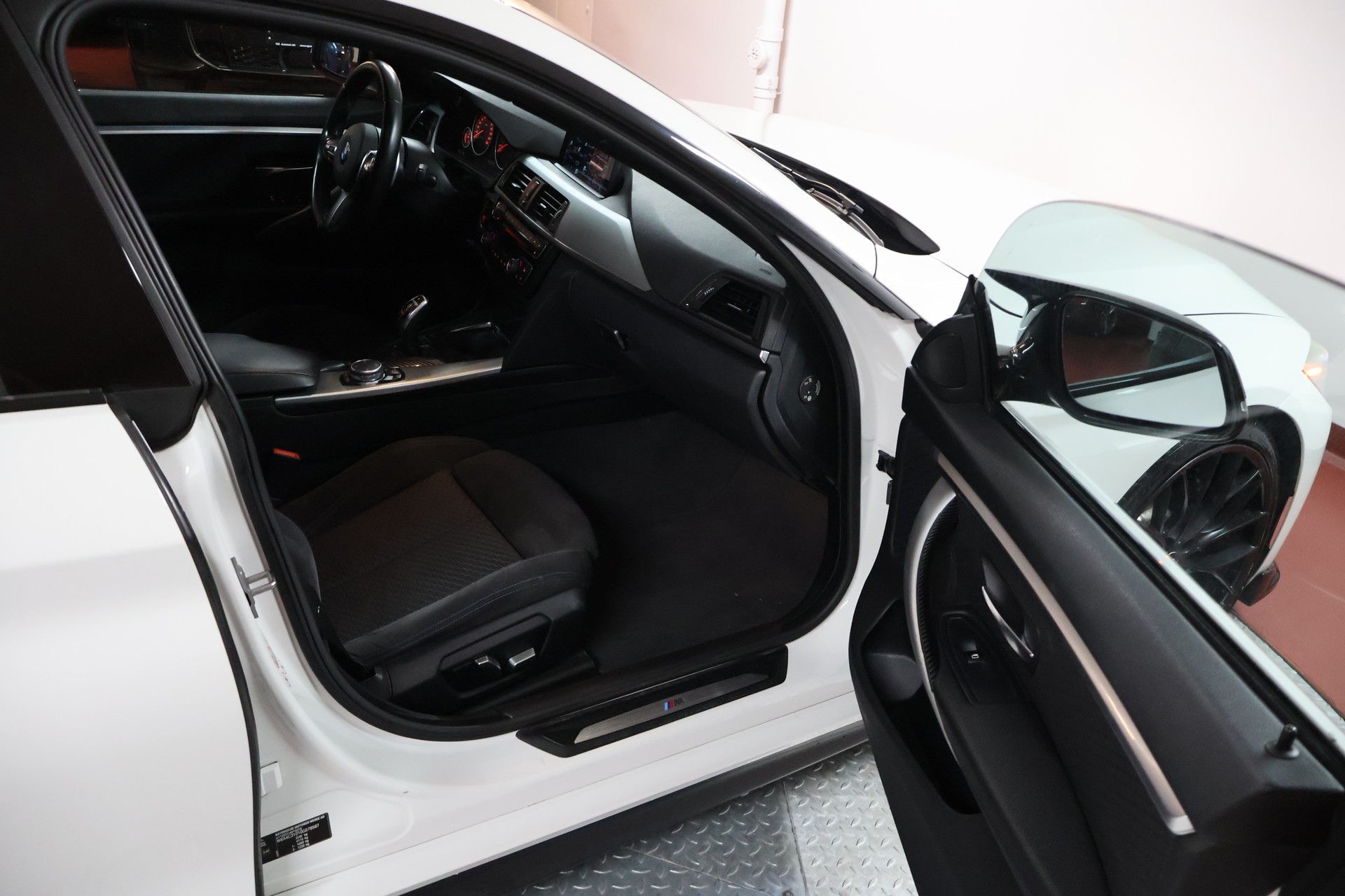BMW 430d Gran Coupé xDrive M Sport Steptronic-image-12