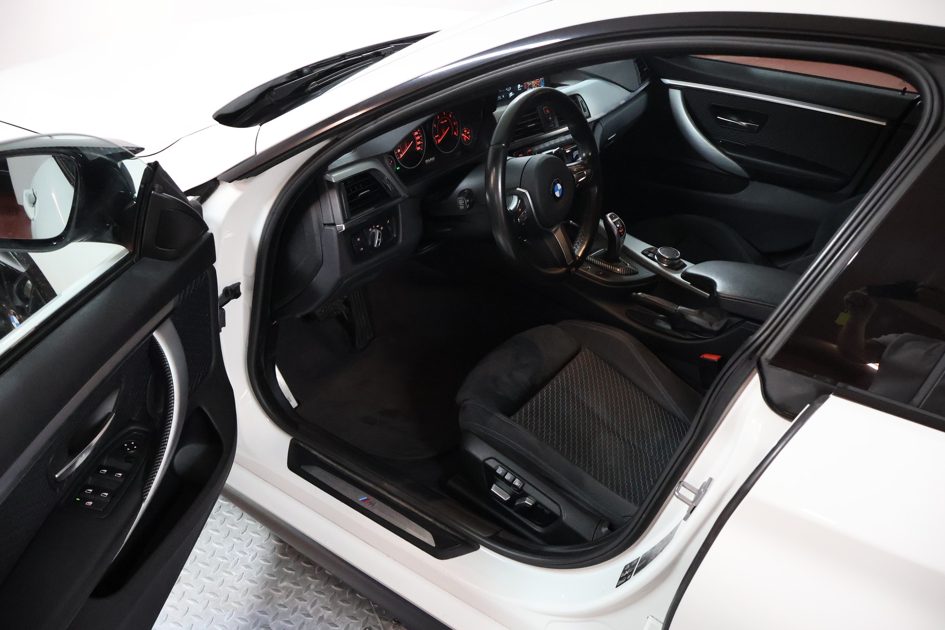 BMW 430d Gran Coupé xDrive M Sport Steptronic-image-6