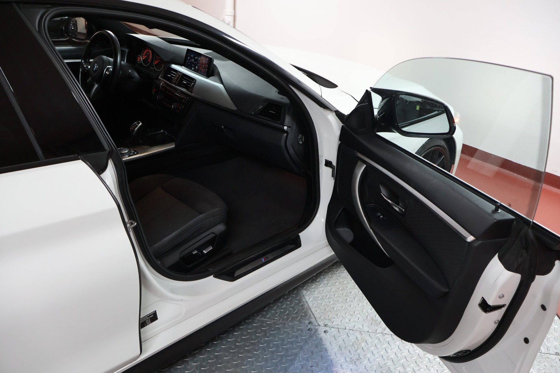 BMW 430d Gran Coupé xDrive M Sport Steptronic-image-13