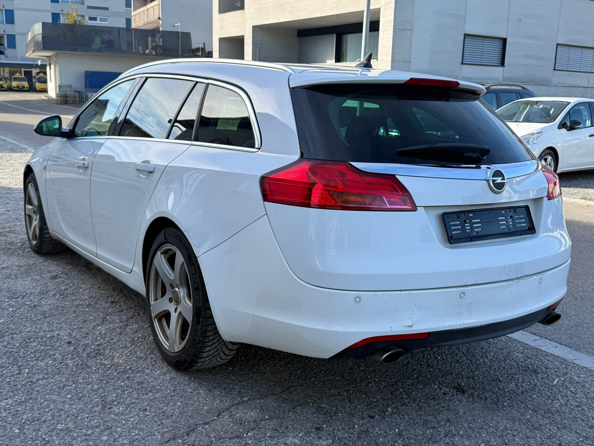 OPEL Insignia ST 2.0 Turbo Sport Edition Aut.-image-4