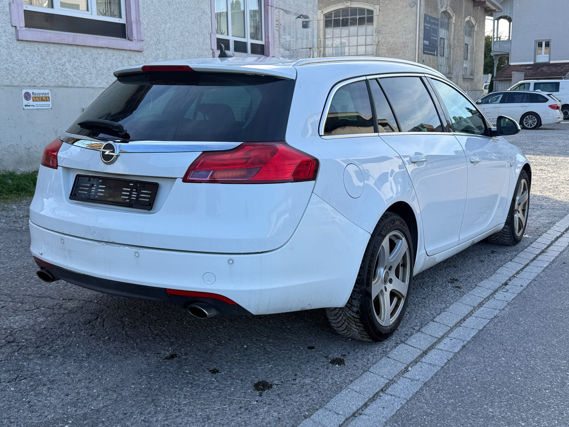 OPEL Insignia ST 2.0 Turbo Sport Edition Aut.-image-2