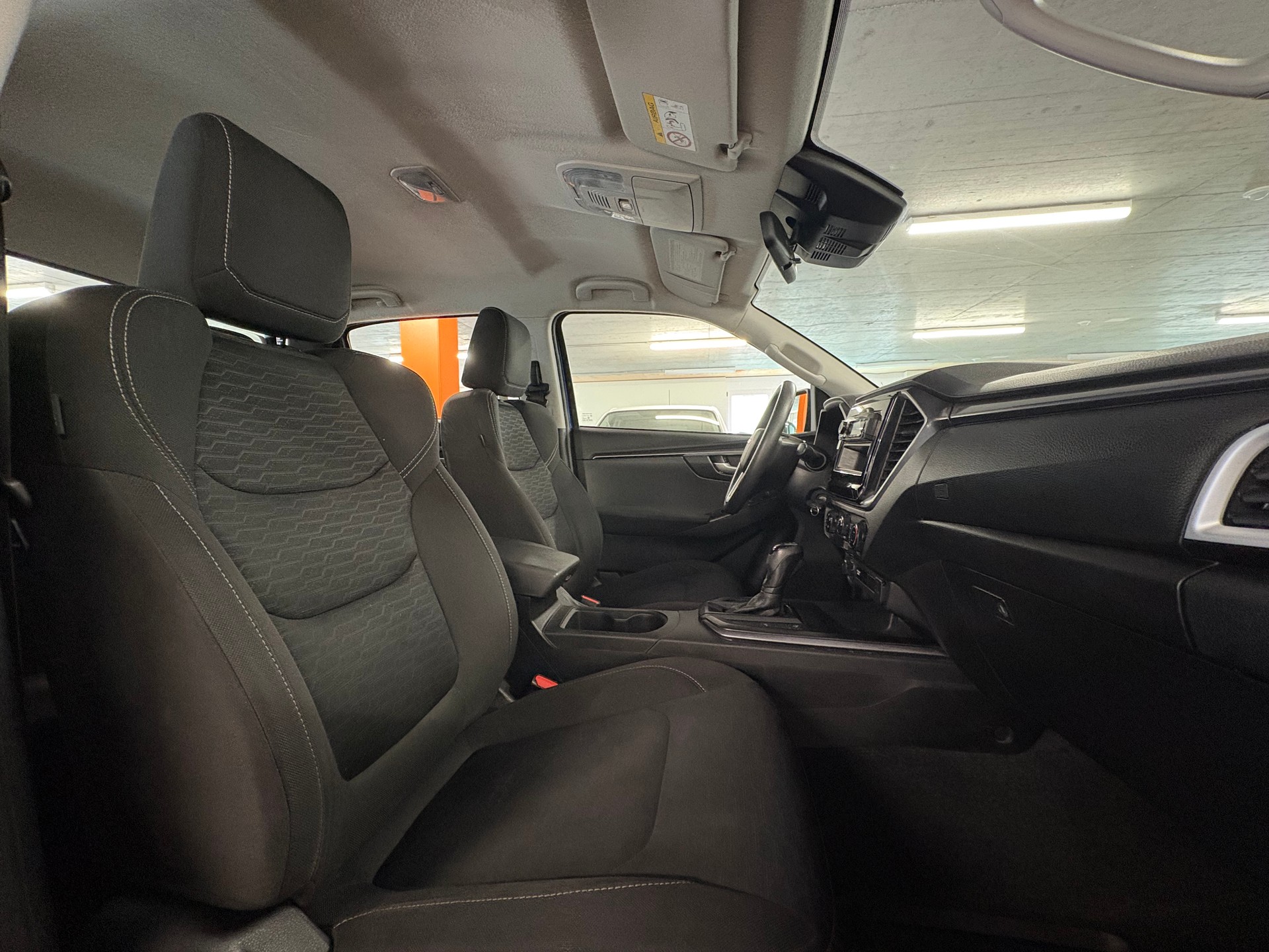 ISUZU D-MAX 1.9 CrewCab N60BB 4x4 AT-image-7