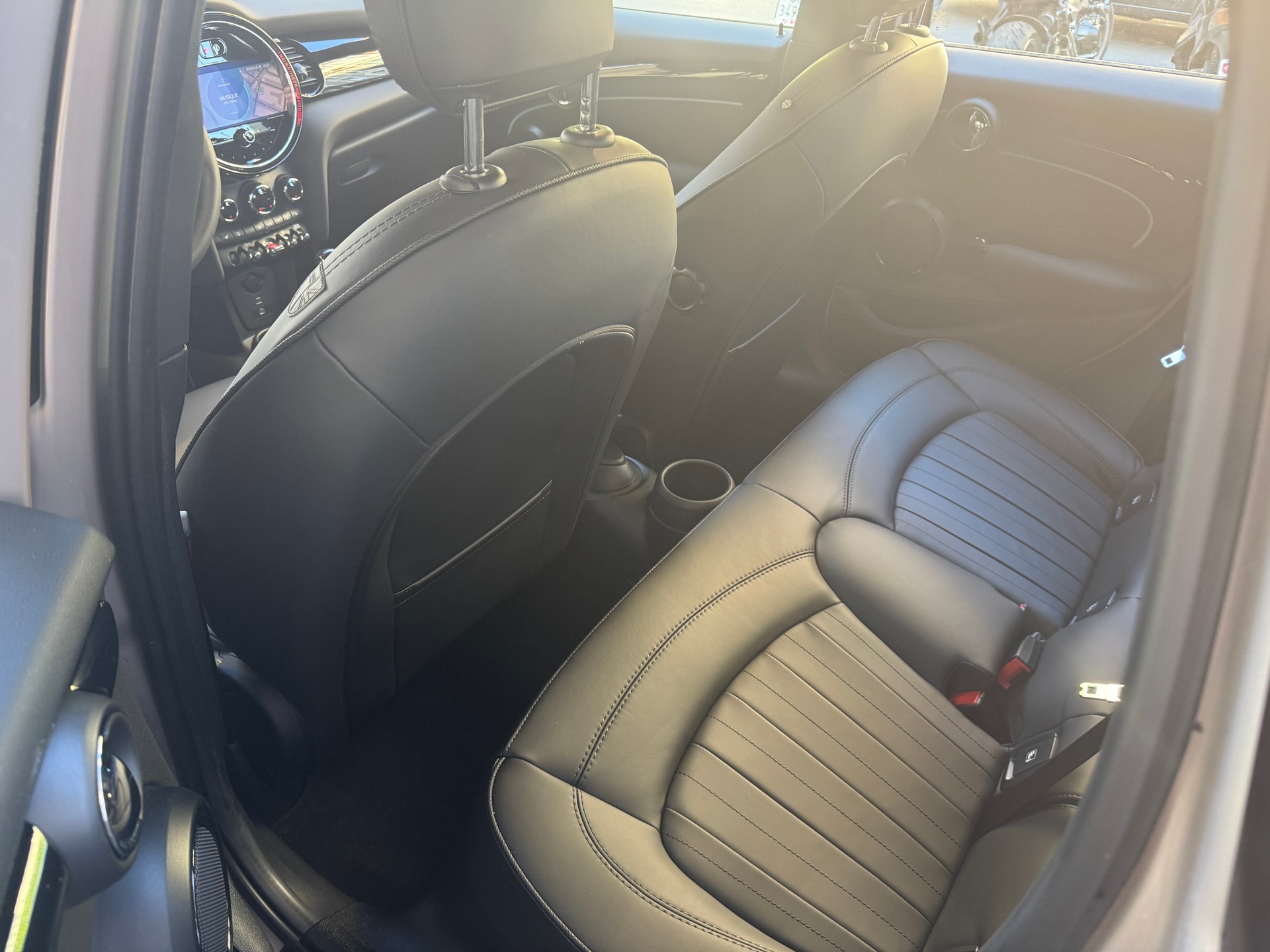 MINI Cooper DKG-image-10