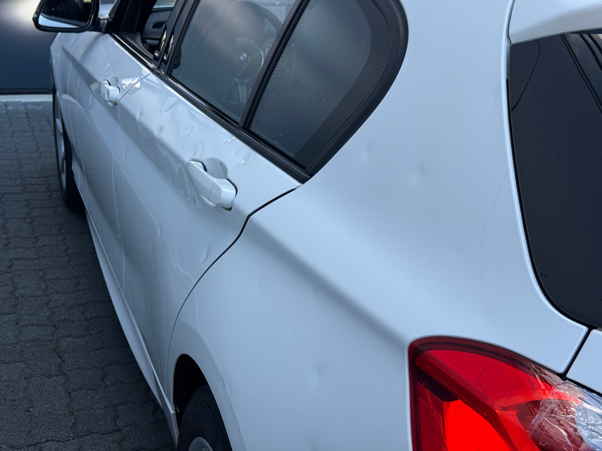 BMW 116d M Sport-image-6