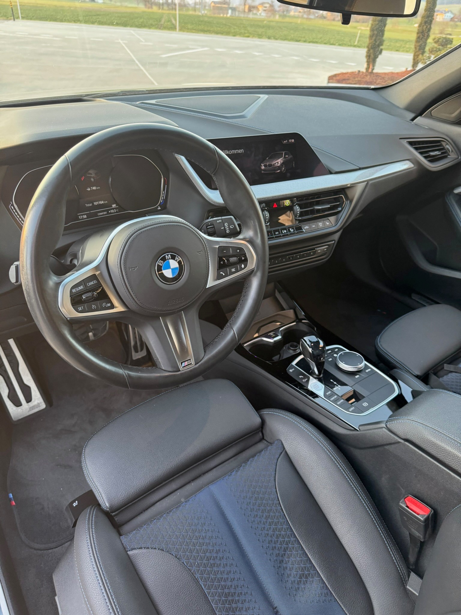 BMW 118i M-Sport-image-3