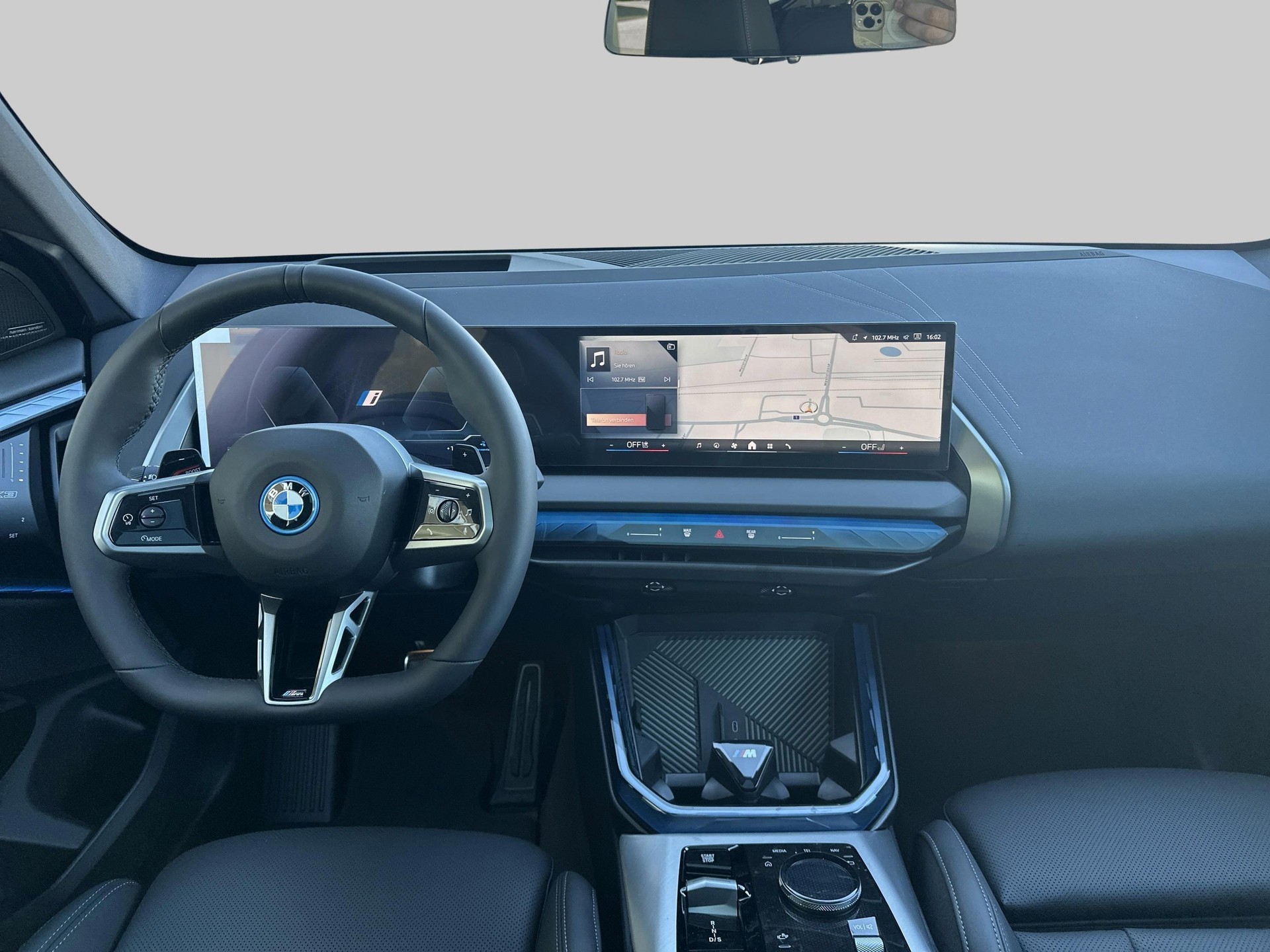BMW X3 xDr 30e M Sport Pro-image-12