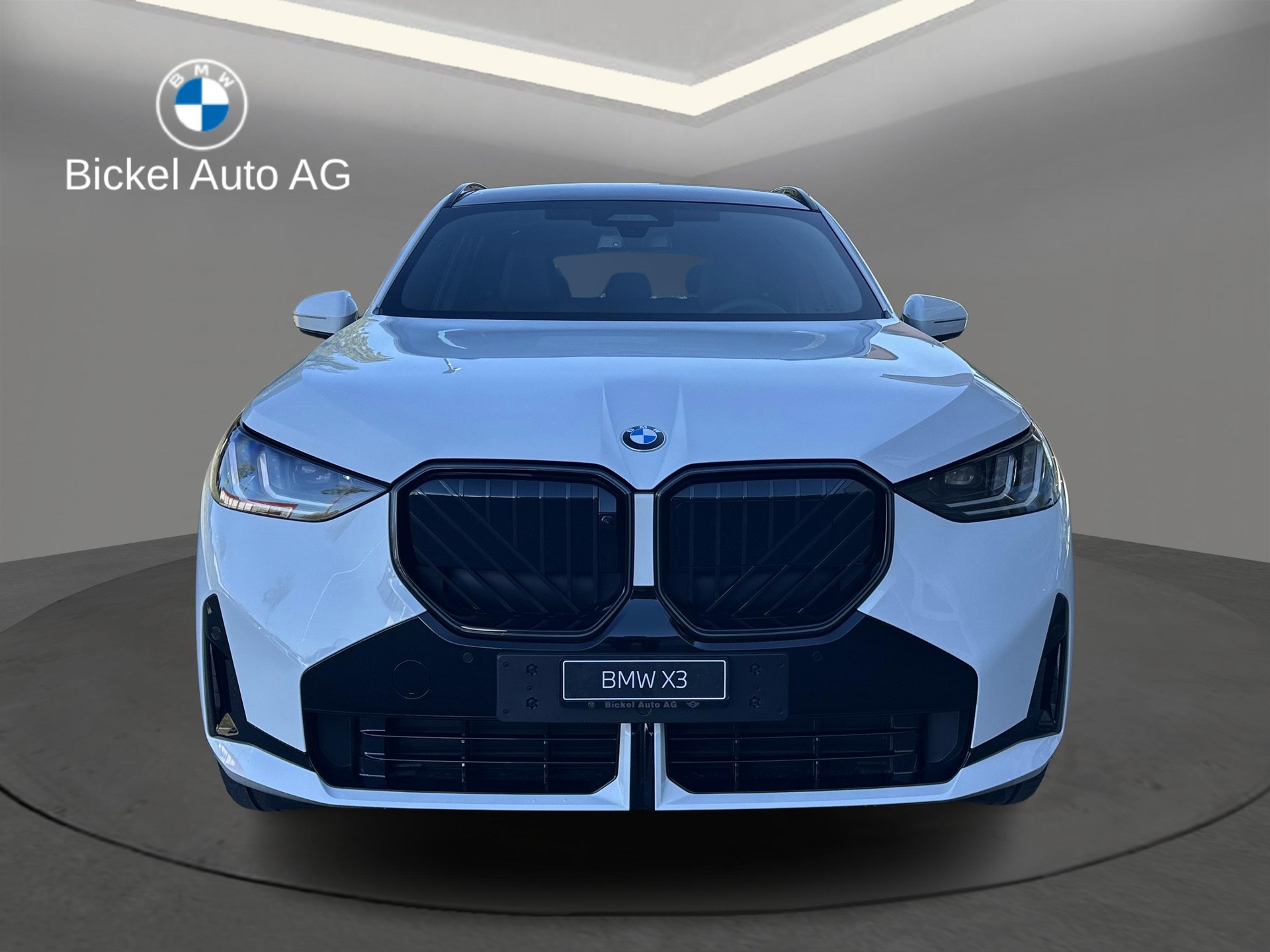 BMW X3 xDr 30e M Sport Pro-image-1