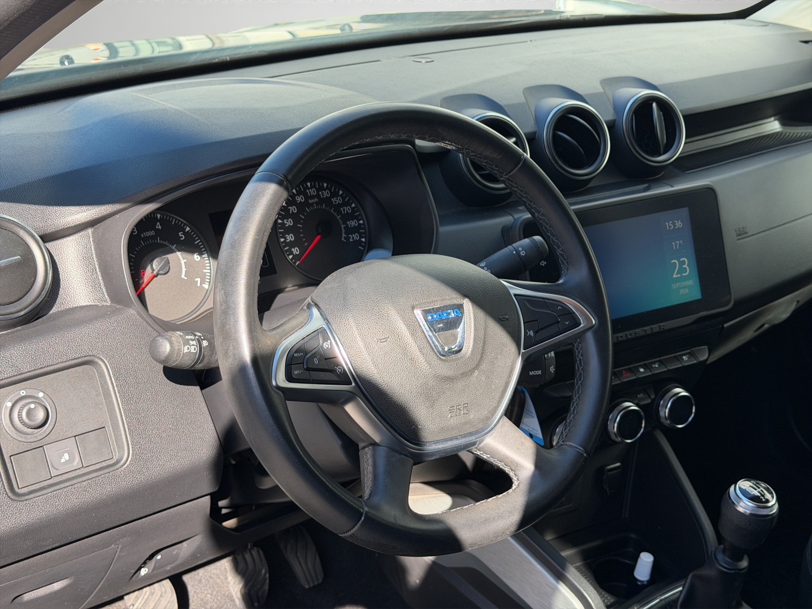 DACIA Duster TCe 150 Extreme 4x4-image-9