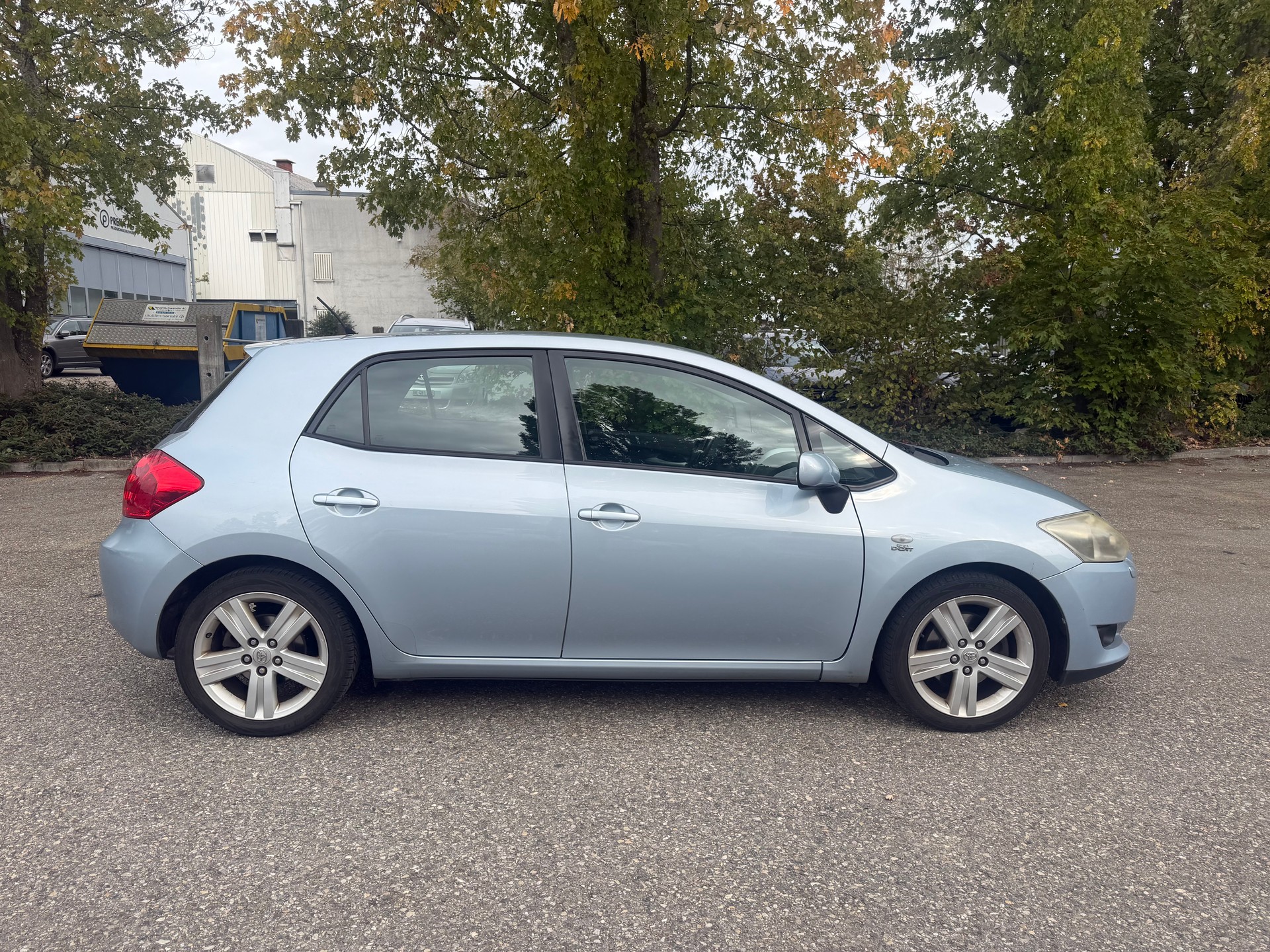 TOYOTA Auris 2.2 D-4D CleanPower Linea Sol Premium ** Klima-auto ** Tempomat ** 08x Airbag ** Letzte MFK 24.01.2025-image-9