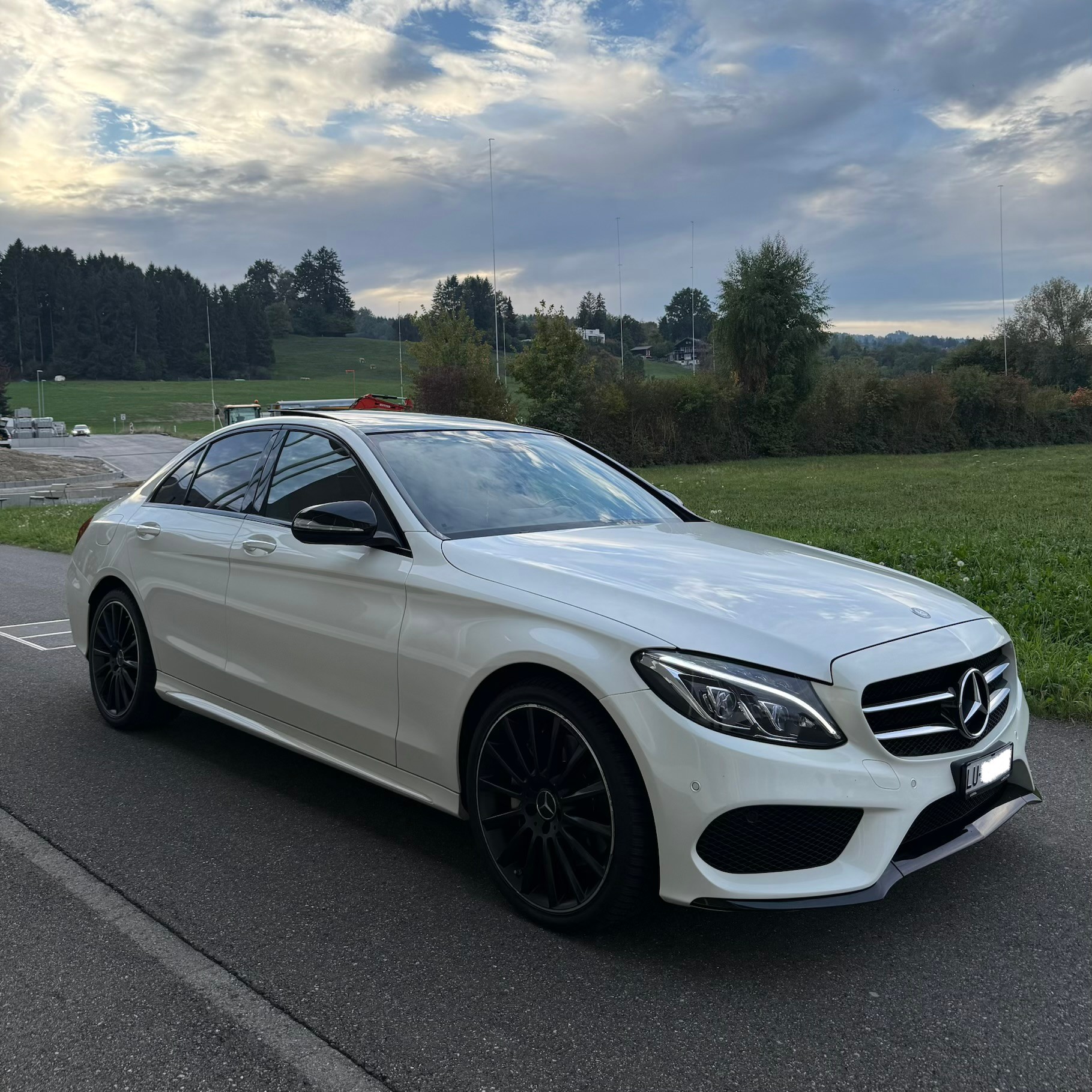 MERCEDES-BENZ C 400 AMG Line 4matic-image-1