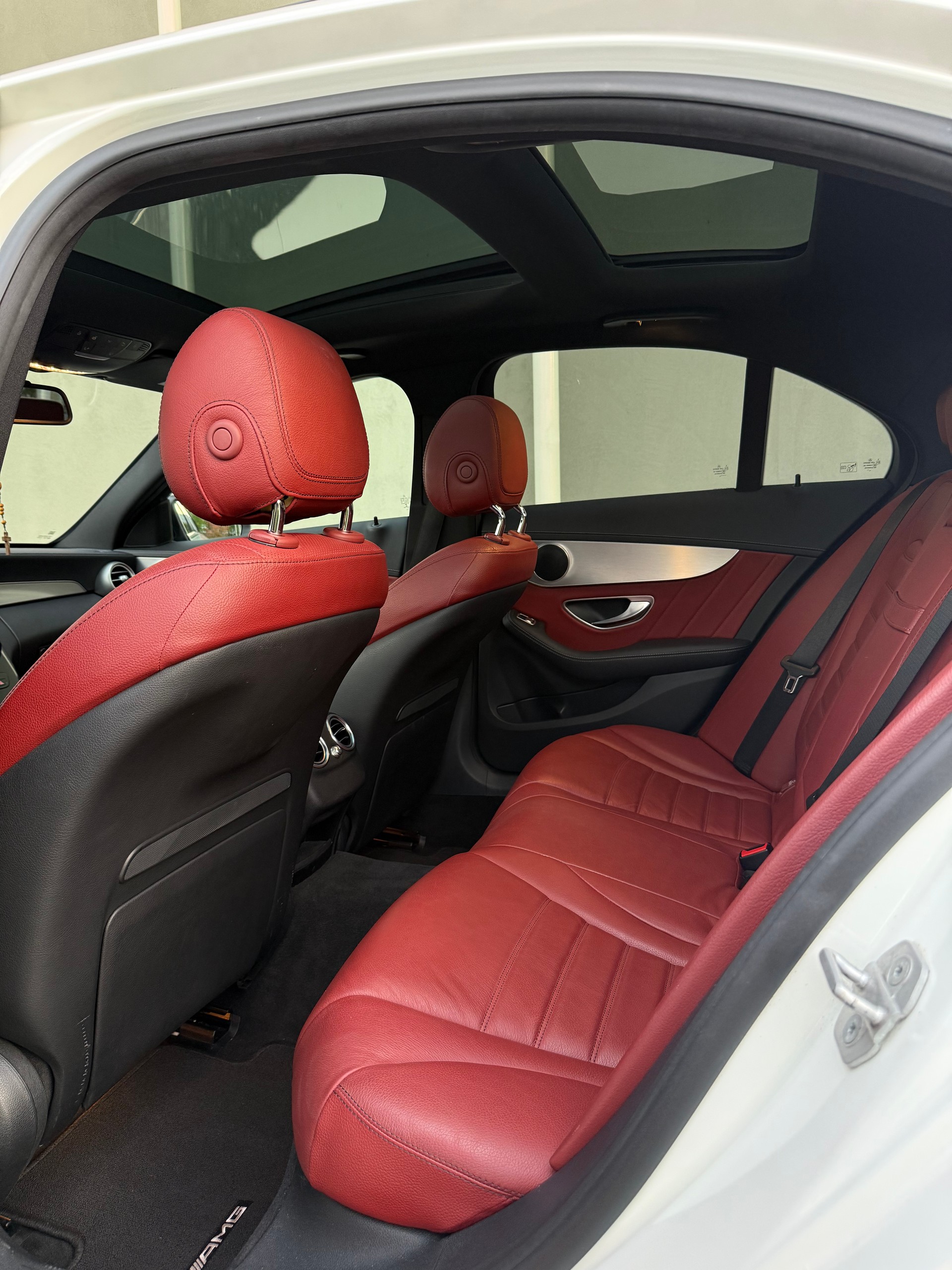 MERCEDES-BENZ C 400 AMG Line 4matic-image-5