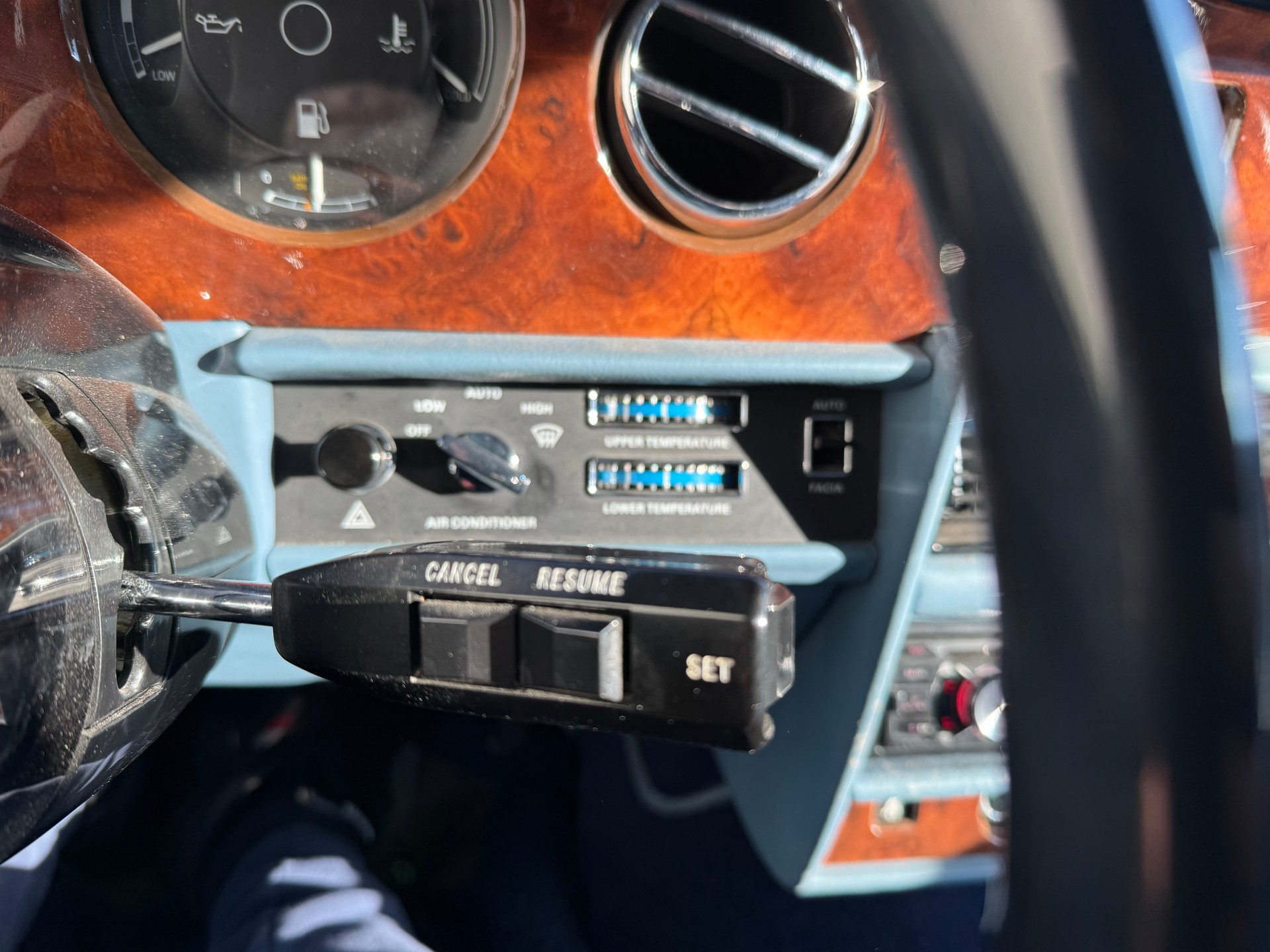 ROLLS-ROYCE Silver Spur EXPERTISE VÉTÉRAN-image-29