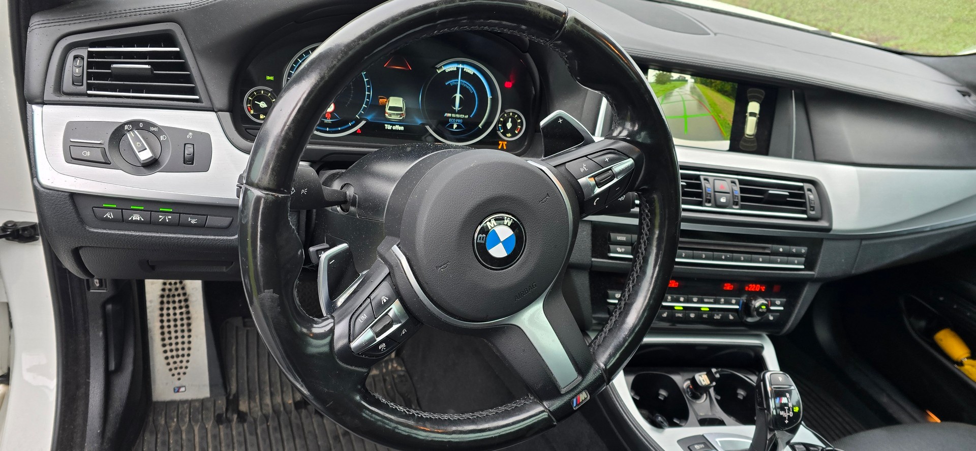 BMW M 550d xDrive-image-3