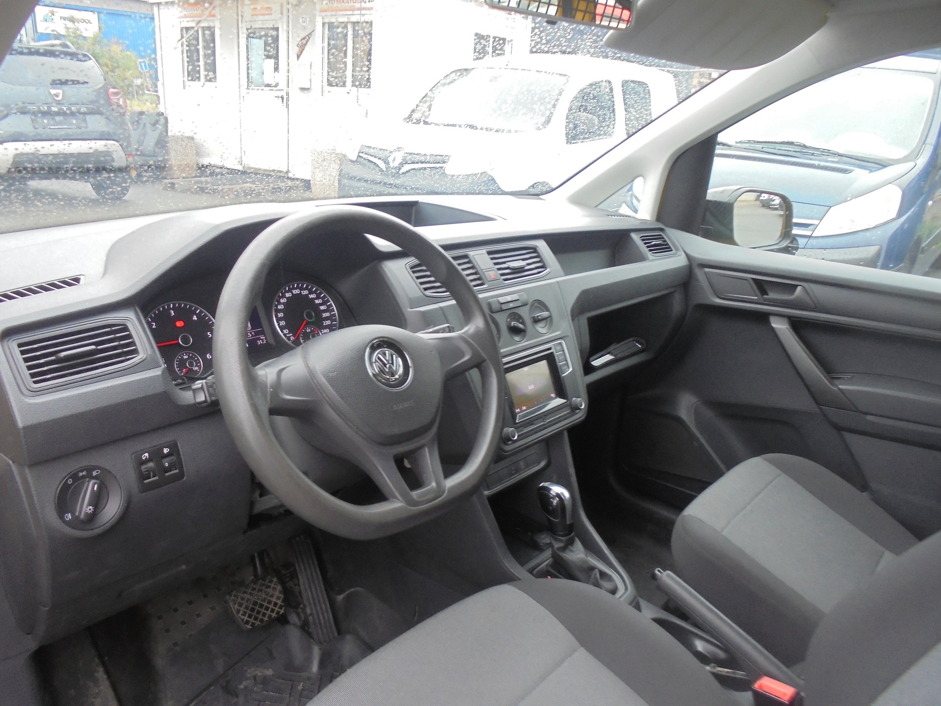 VW Caddy Maxi 2.0TDI 4Mot. BlueMotion Technology DSG-image-7