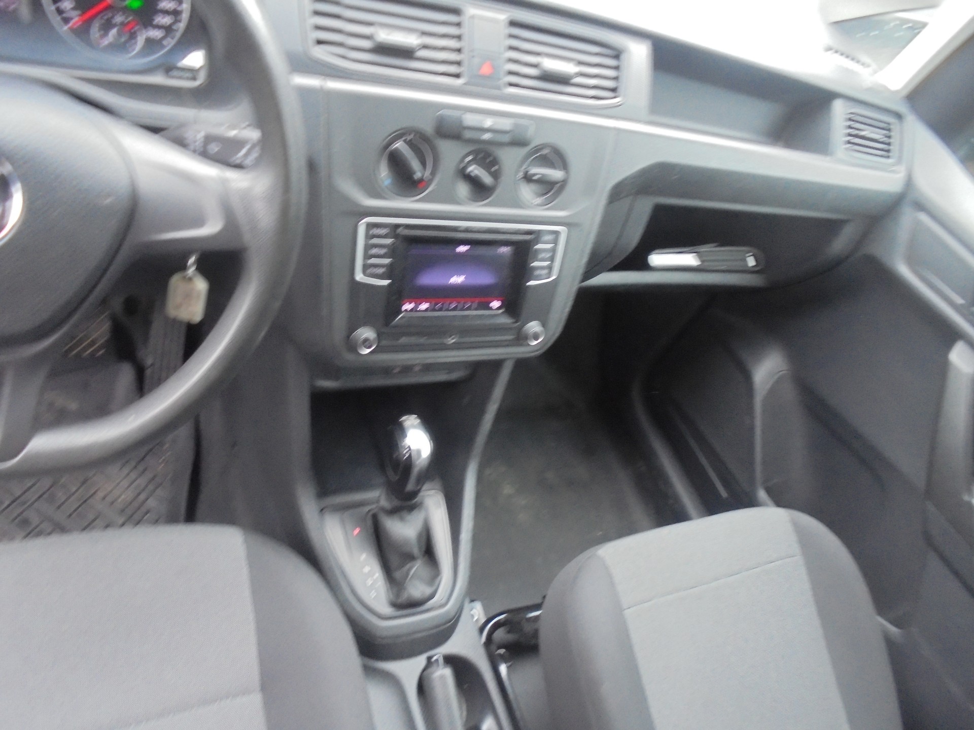 VW Caddy Maxi 2.0TDI 4Mot. BlueMotion Technology DSG-image-8