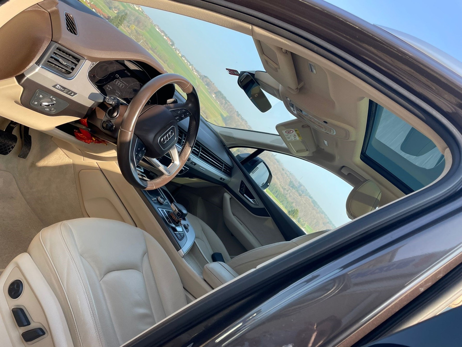 AUDI Q7 3.0 TDI quattro tiptronic-image-1