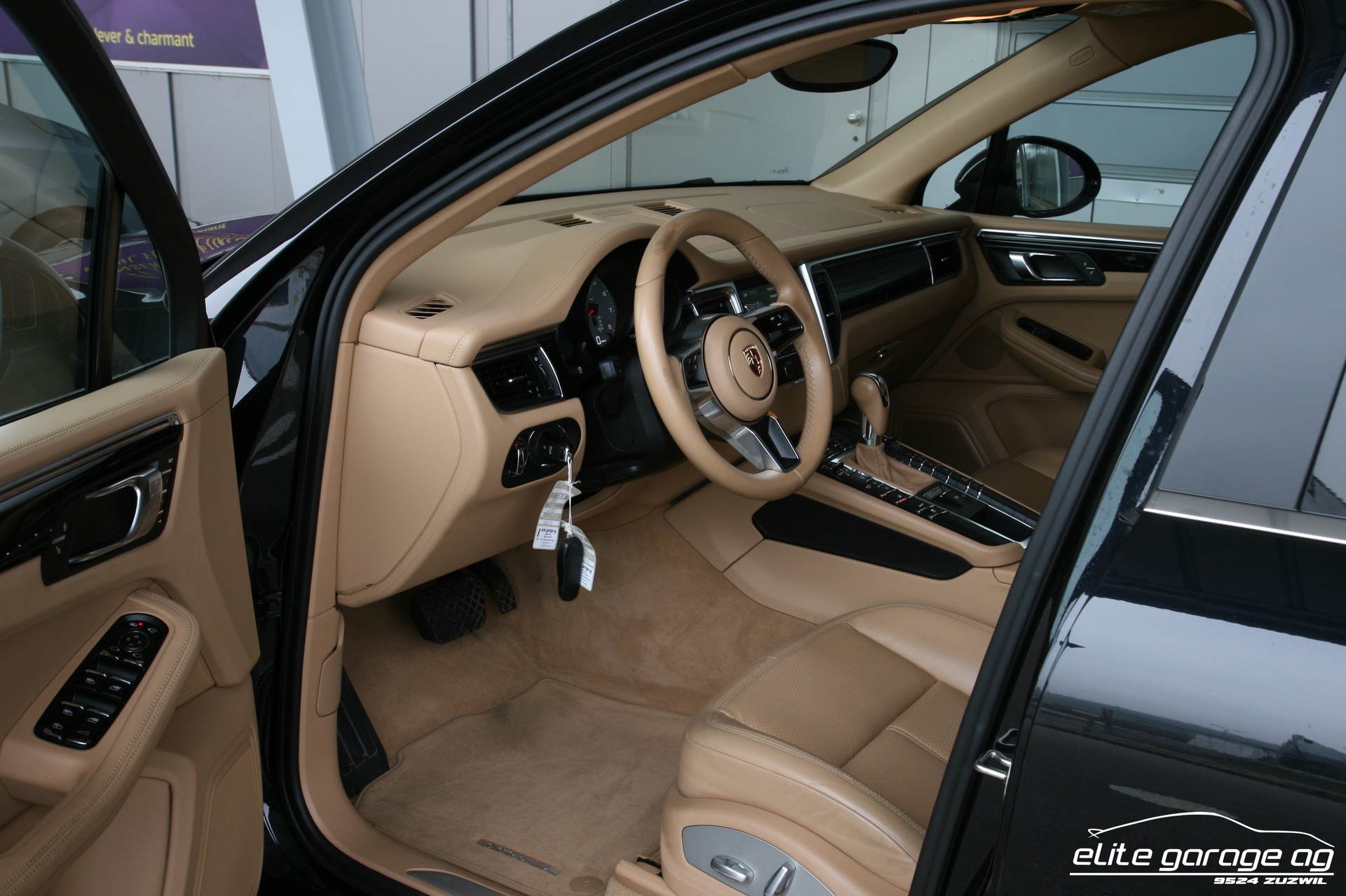 PORSCHE Macan S PDK-image-13