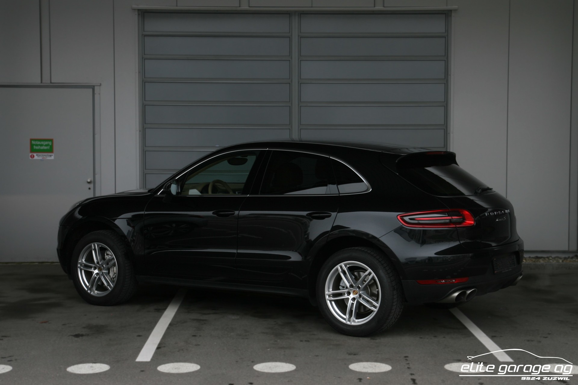 PORSCHE Macan S PDK-image-2