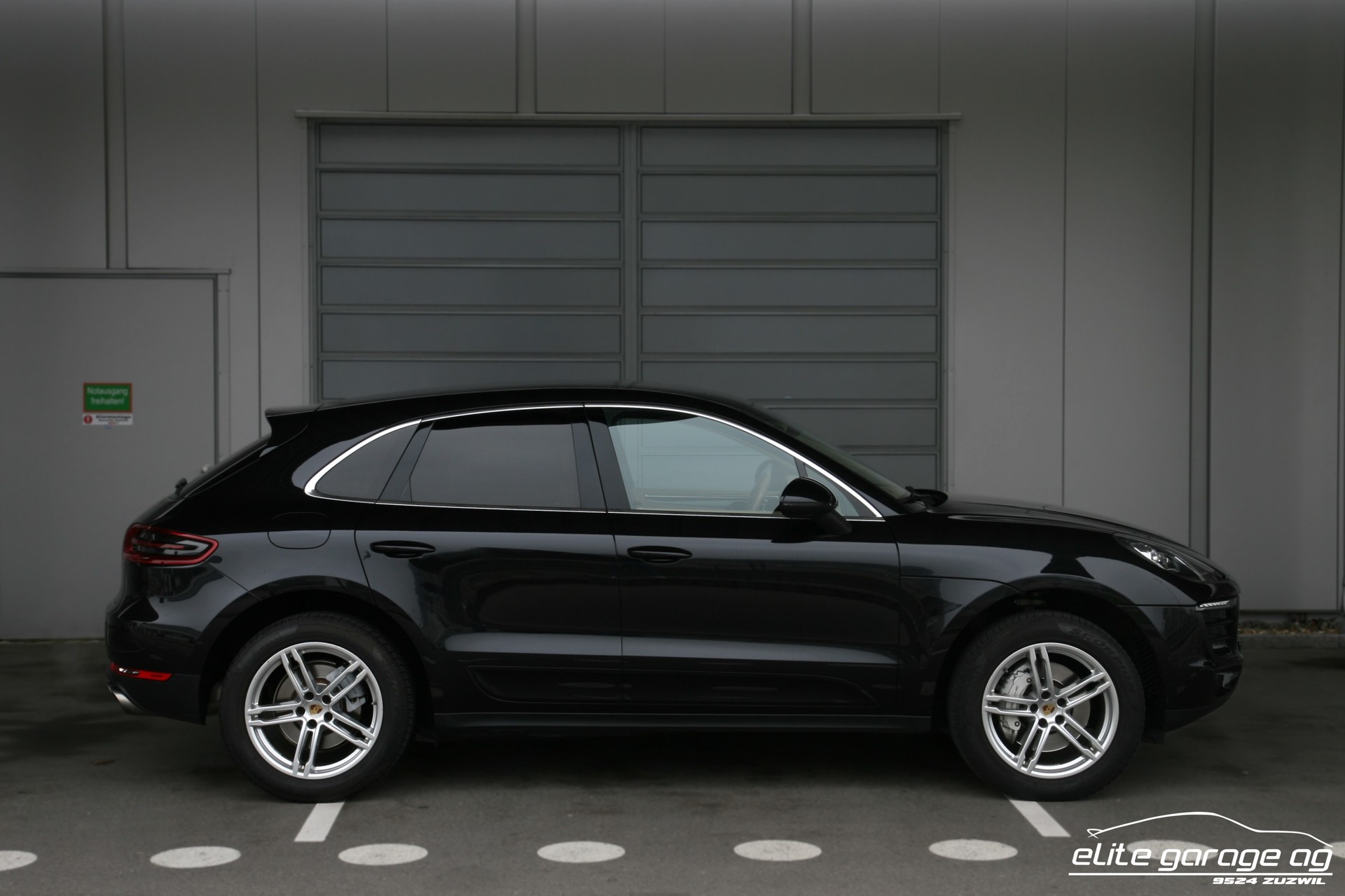 PORSCHE Macan S PDK-image-5