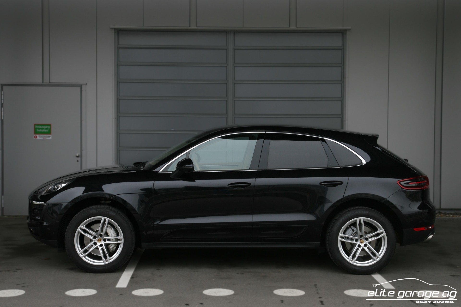PORSCHE Macan S PDK-image-1