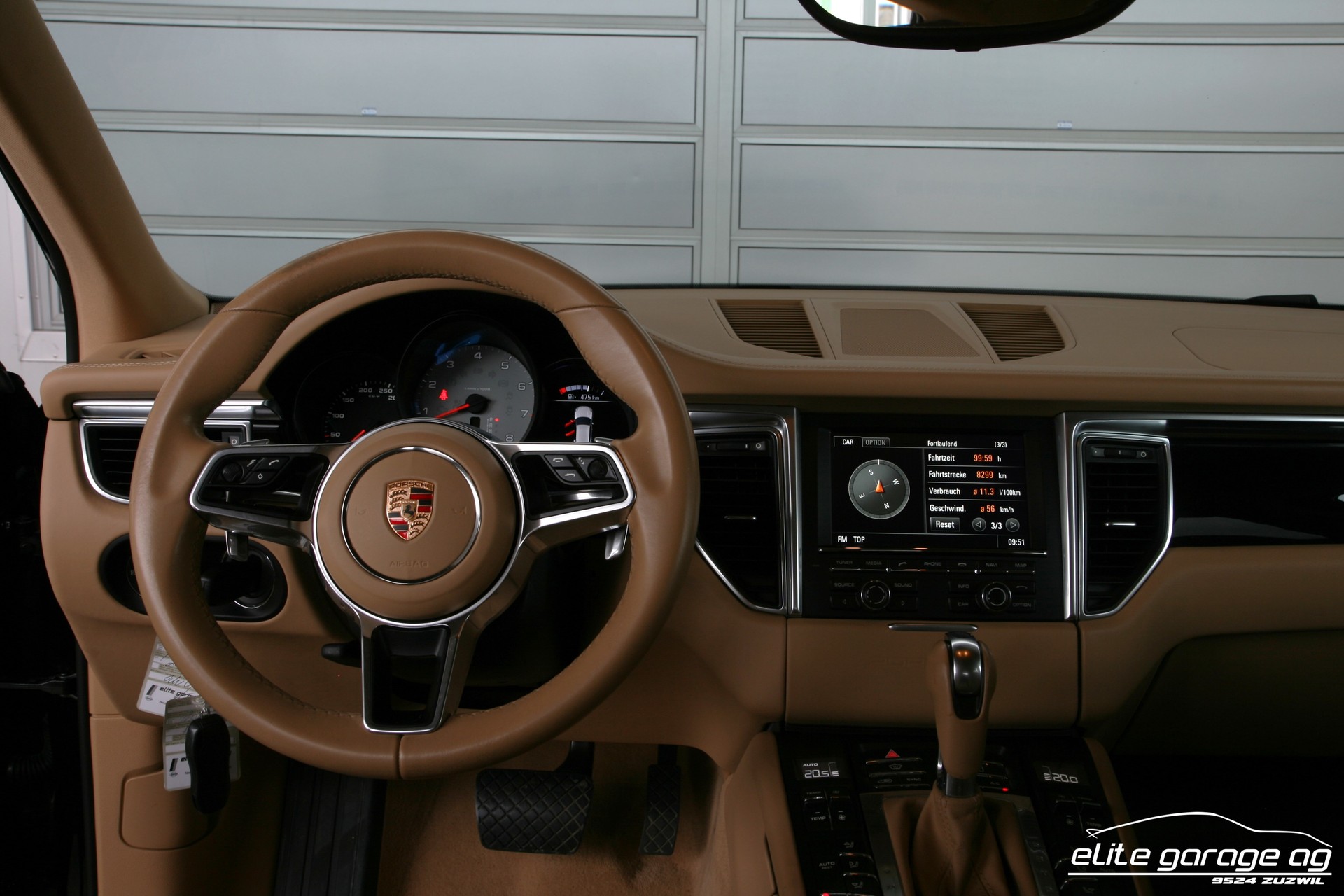 PORSCHE Macan S PDK-image-14