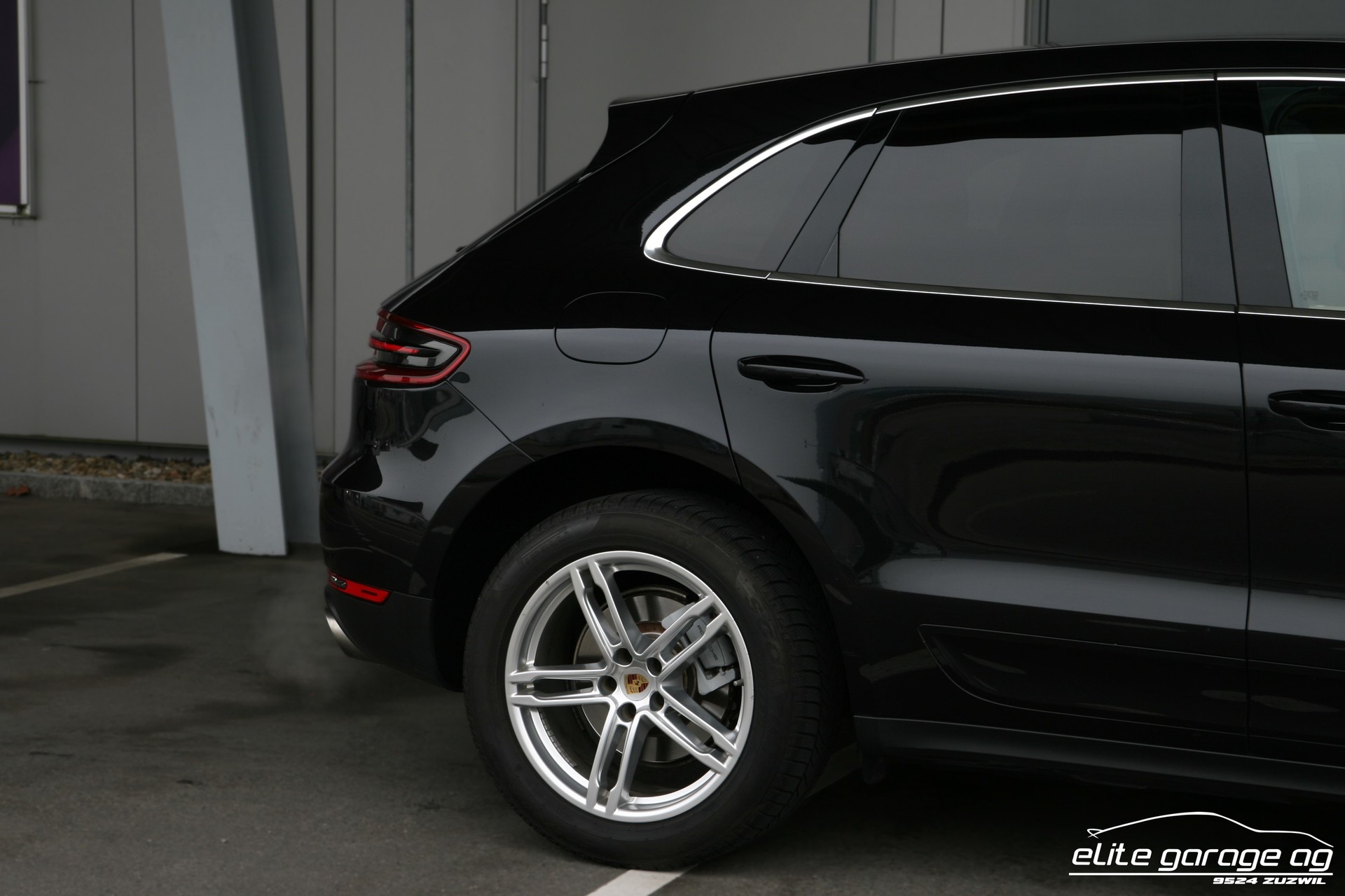 PORSCHE Macan S PDK-image-10