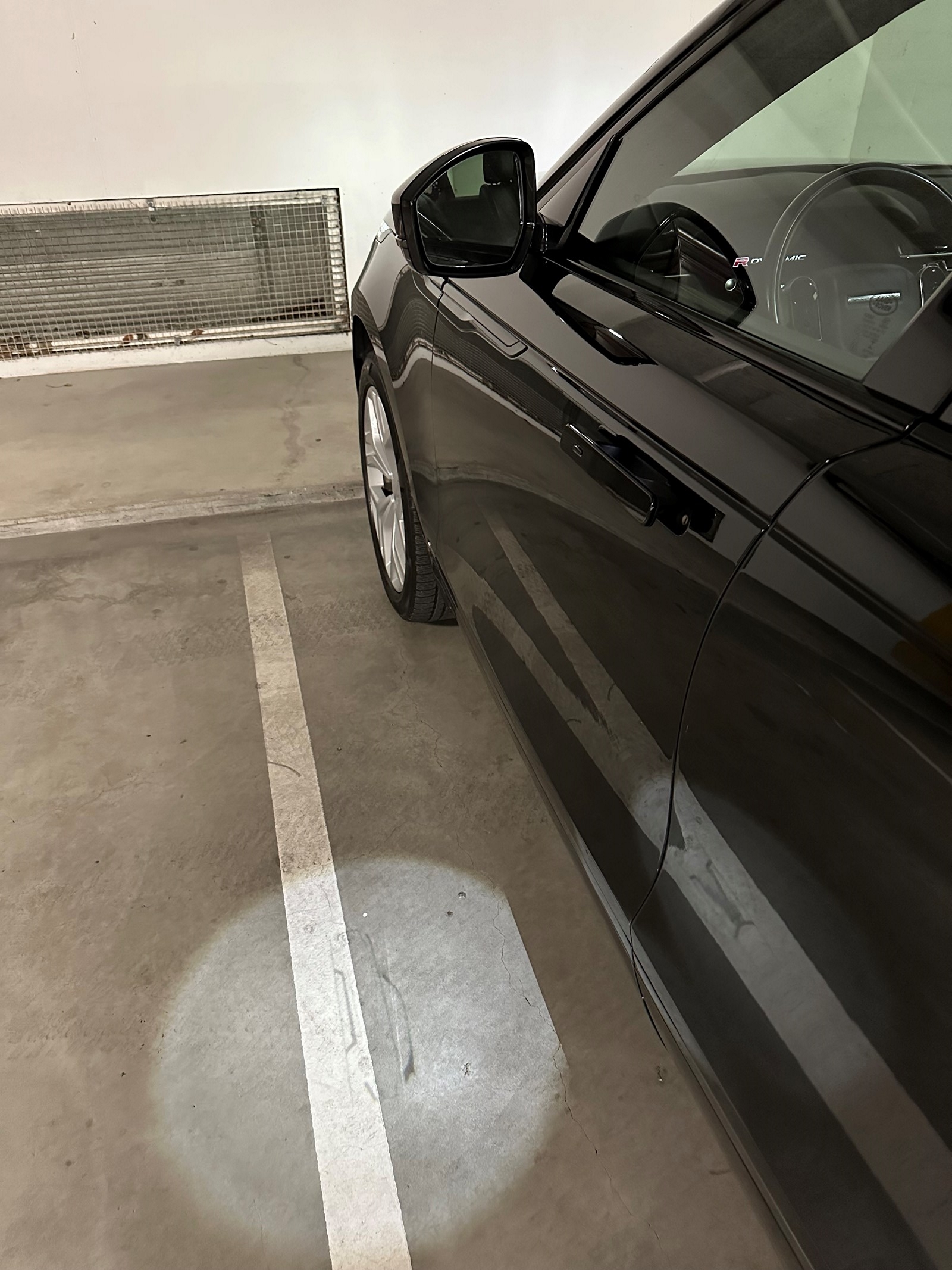 LAND ROVER Range Rover Velar R-Dynamic P 300 SE Automatic-image-6