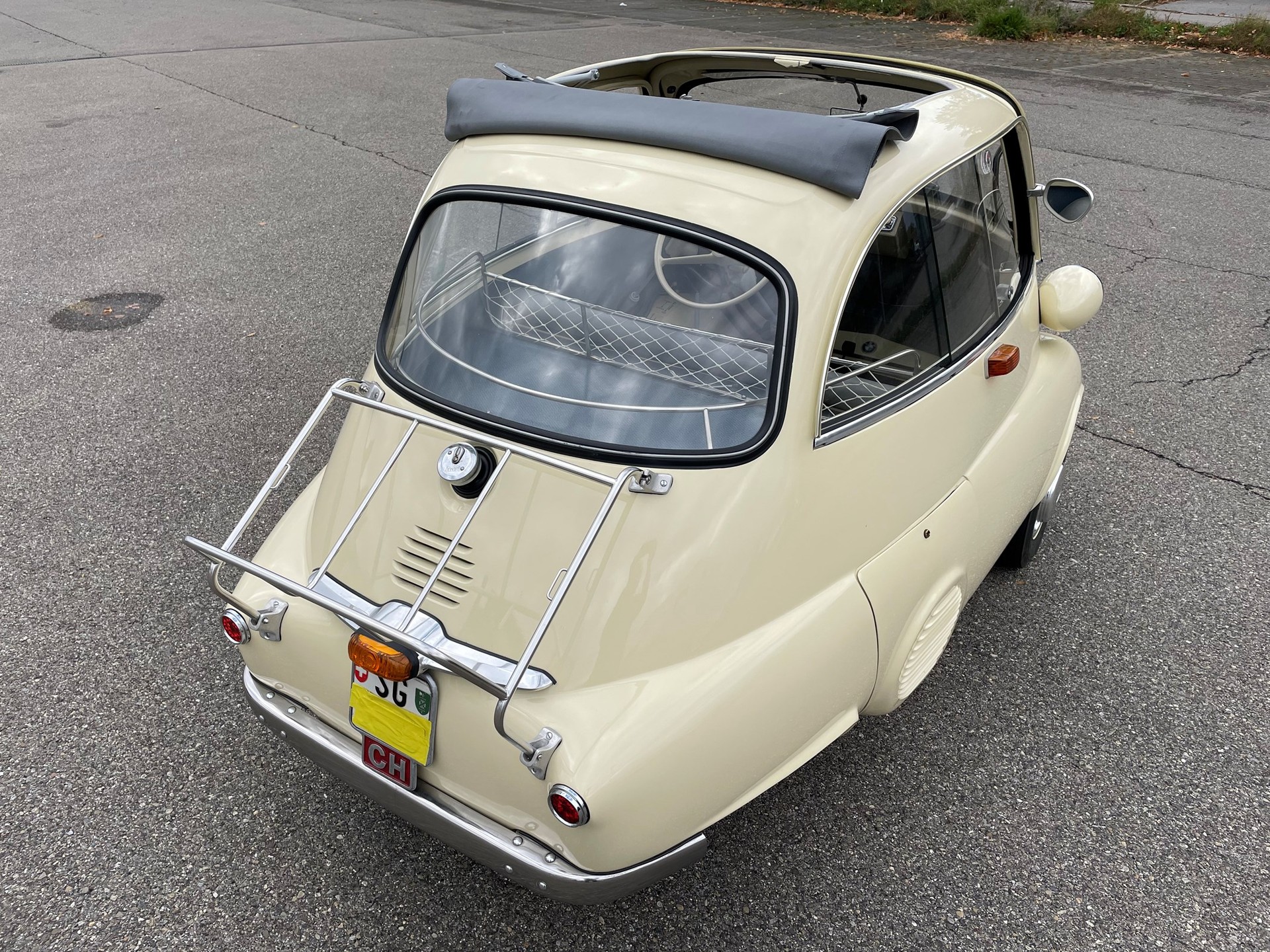 BMW ISETTA 300 Export-image-4