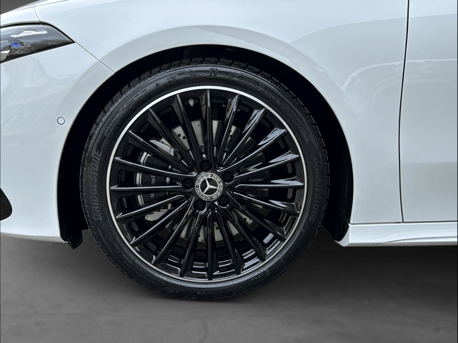 MERCEDES-BENZ A 250 4Matic 8G-DCT-image-5