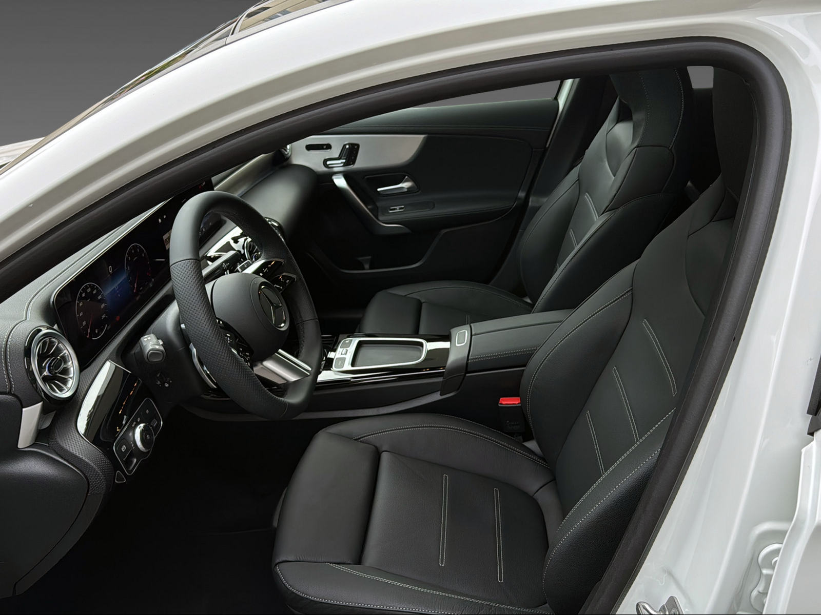 MERCEDES-BENZ A 250 4Matic 8G-DCT-image-8