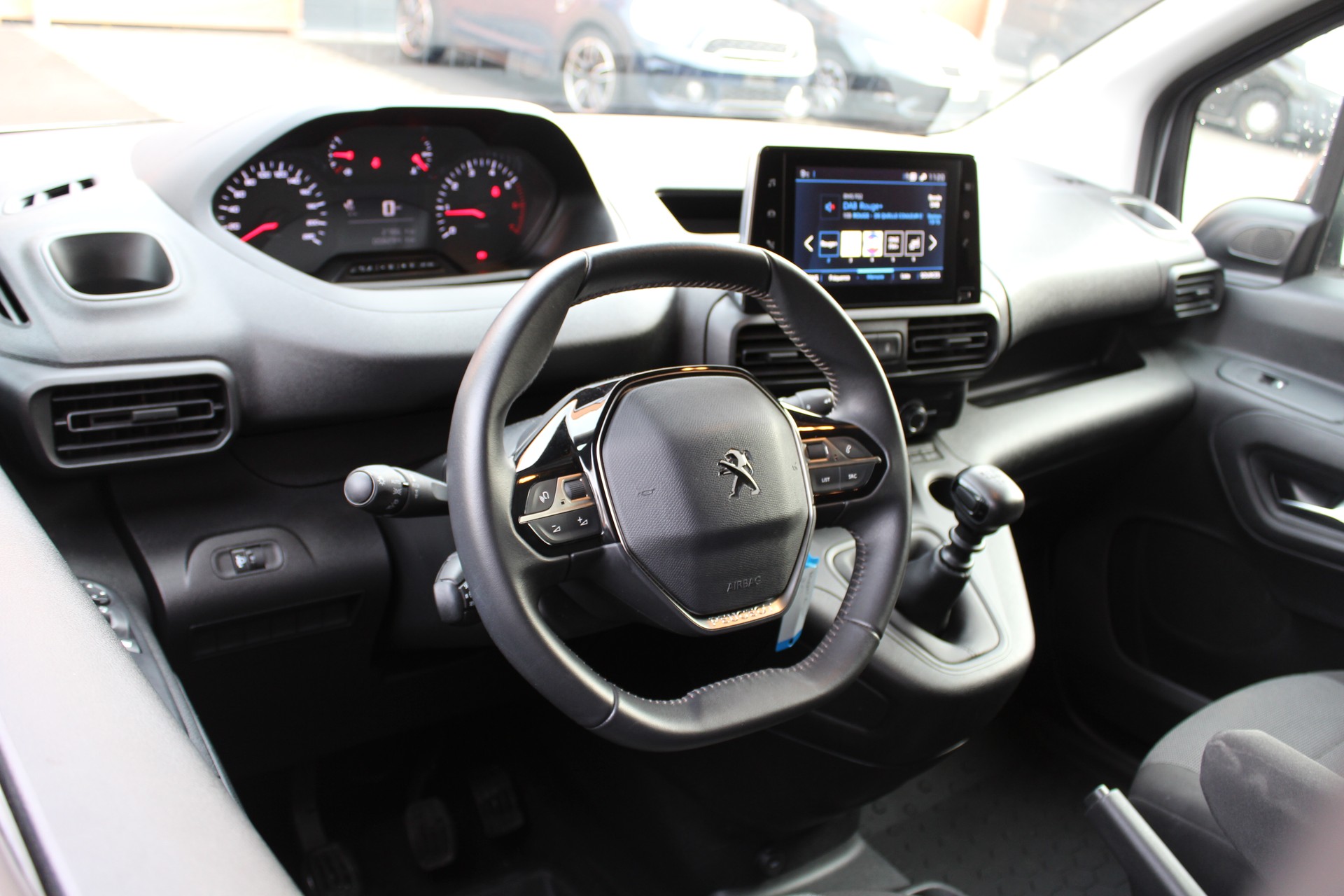 PEUGEOT Partner 1.5 Blue HDi s/s Premium Long 1000kg - "2 Places/Caméra/Porte Coulissante"-image-9
