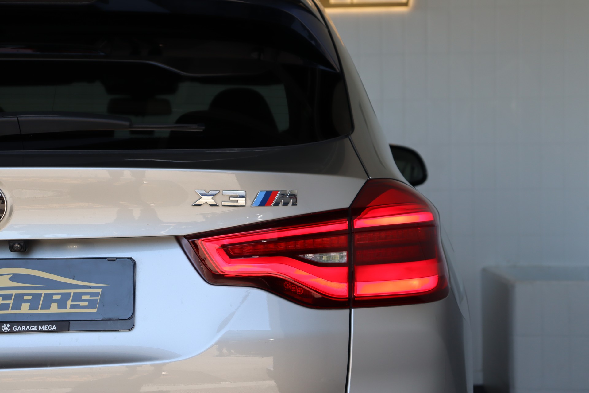 BMW X3 xDrive M Steptronic * VOLLAUSSSTATTUNG * PANO-DACH * FAHRASSISTENZ-PAKET * CH-FAHRZEUG *-image-10