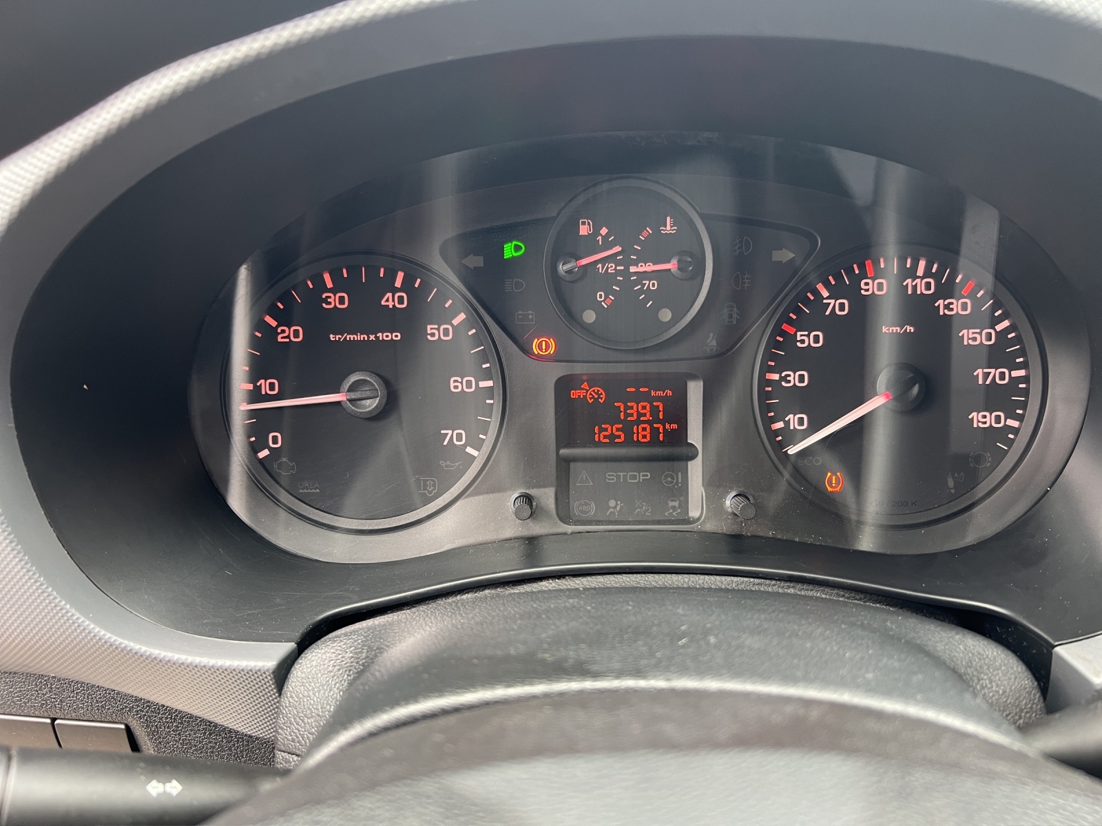 PEUGEOT Partner 1.6 VTi Access-image-12