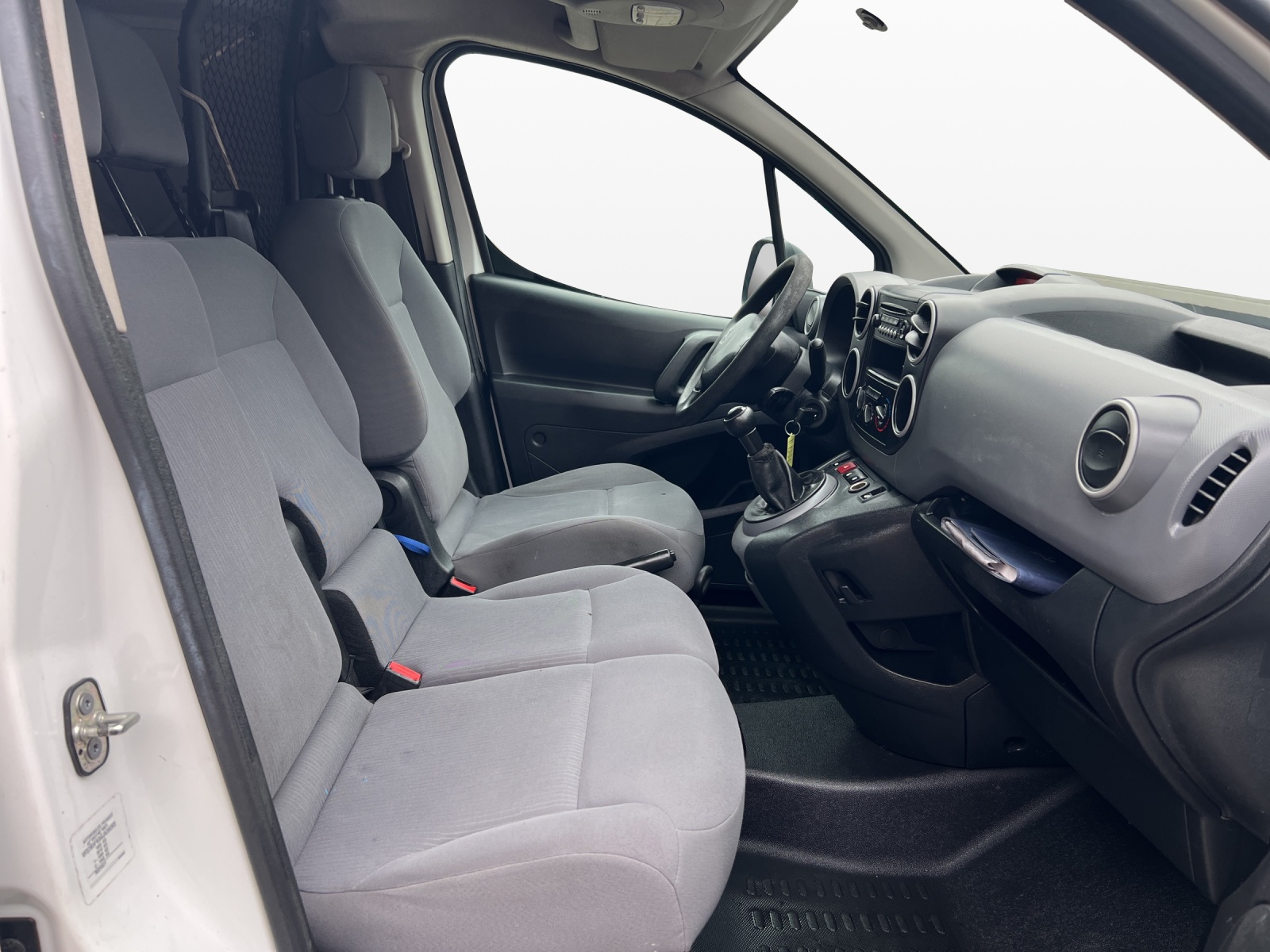 PEUGEOT Partner 1.6 VTi Access-image-14