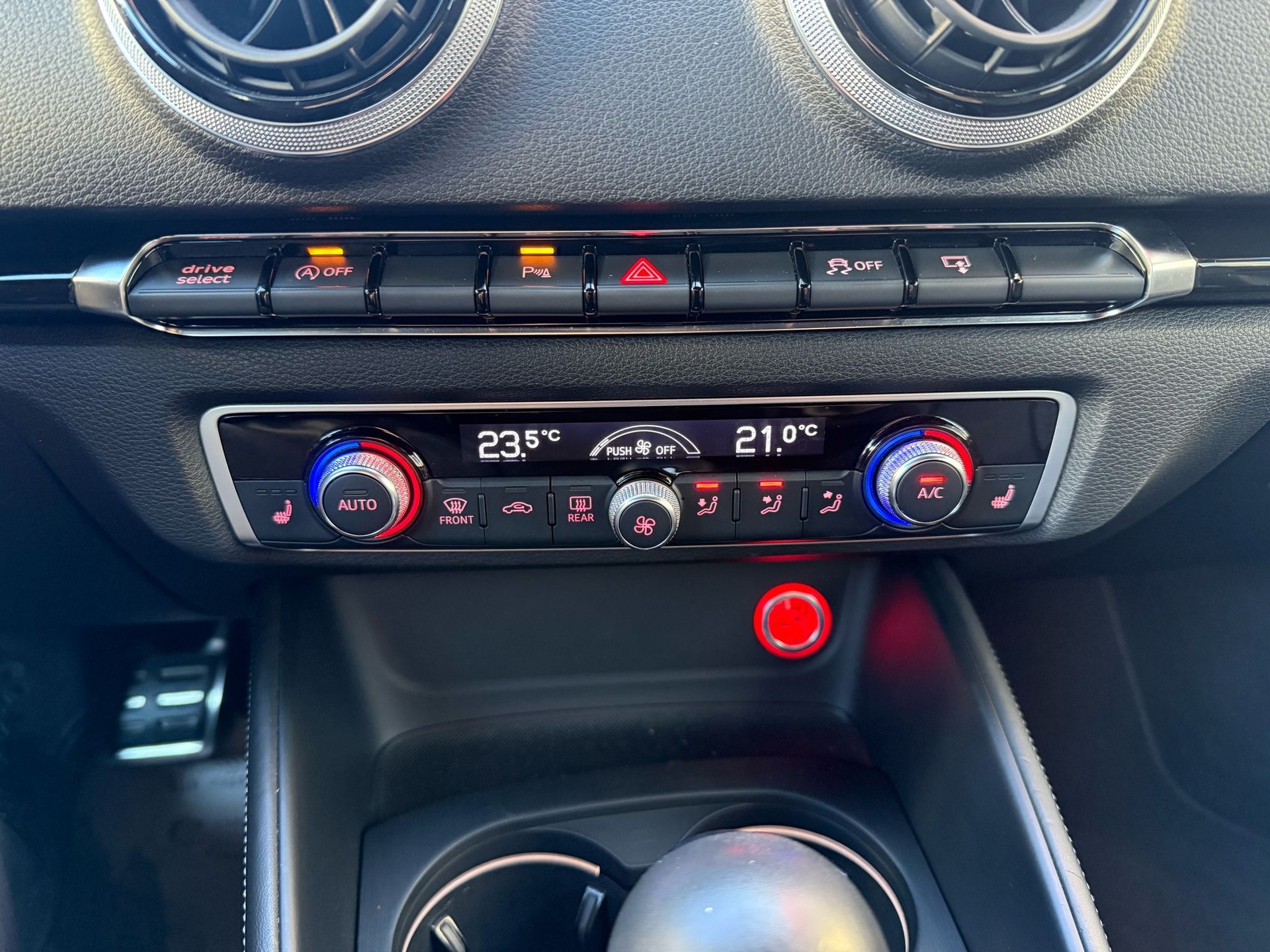AUDI S3 2.0 TFSI quattro S-tronic ABT 360-image-13
