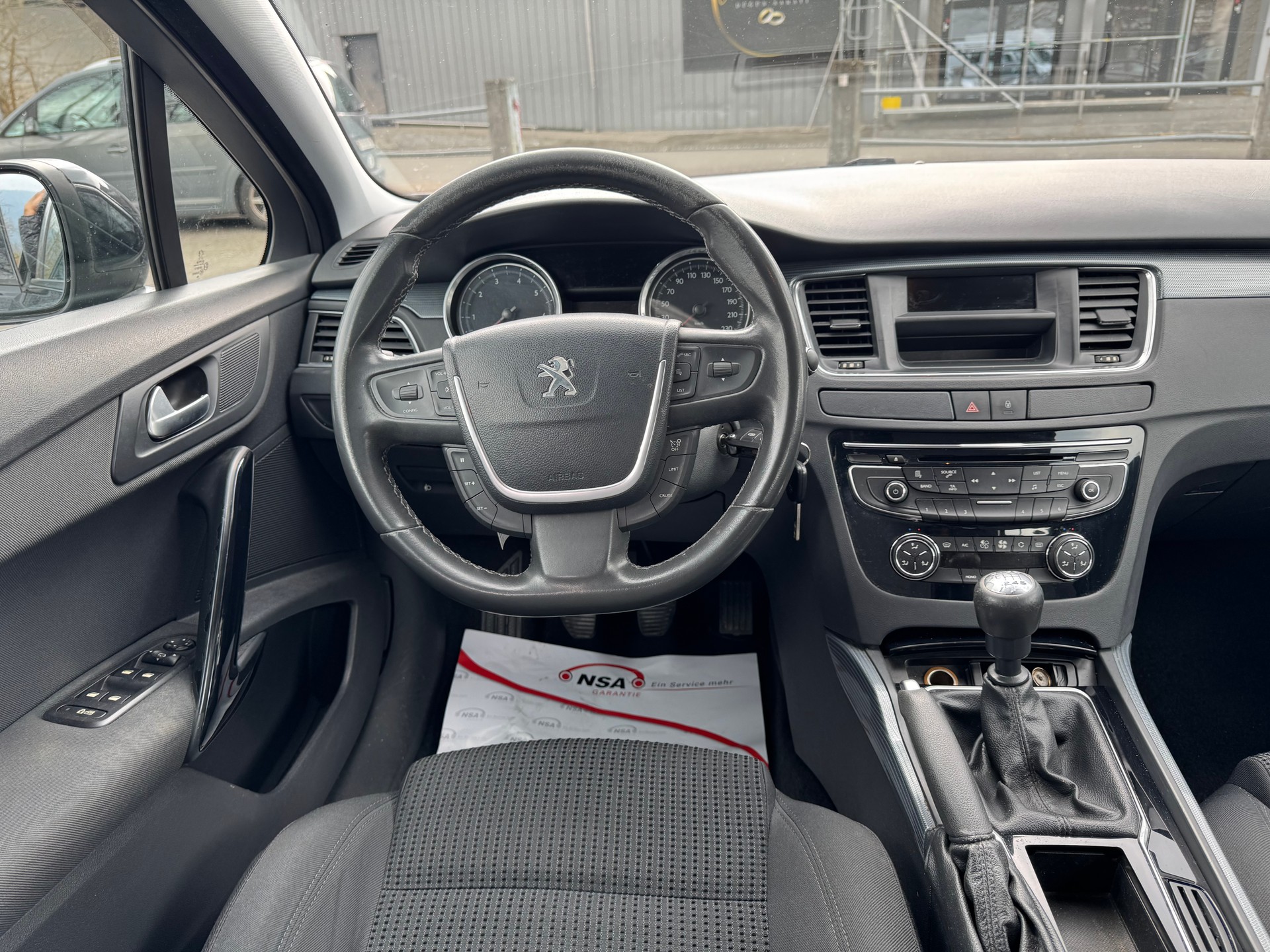 PEUGEOT 508 SW 1.6 16V T Active-image-3