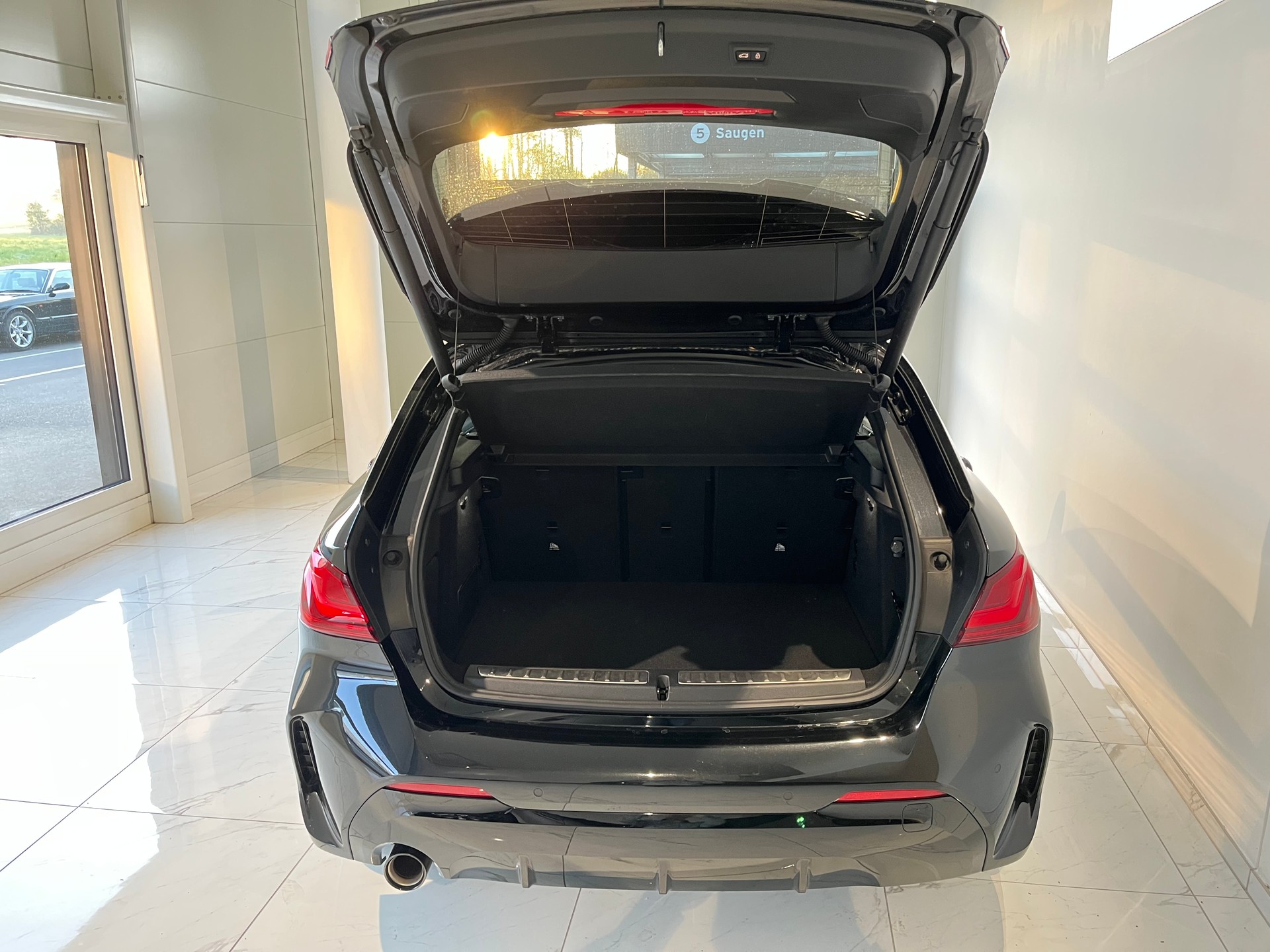 BMW 118i Steptronic Pure M Sport-image-7
