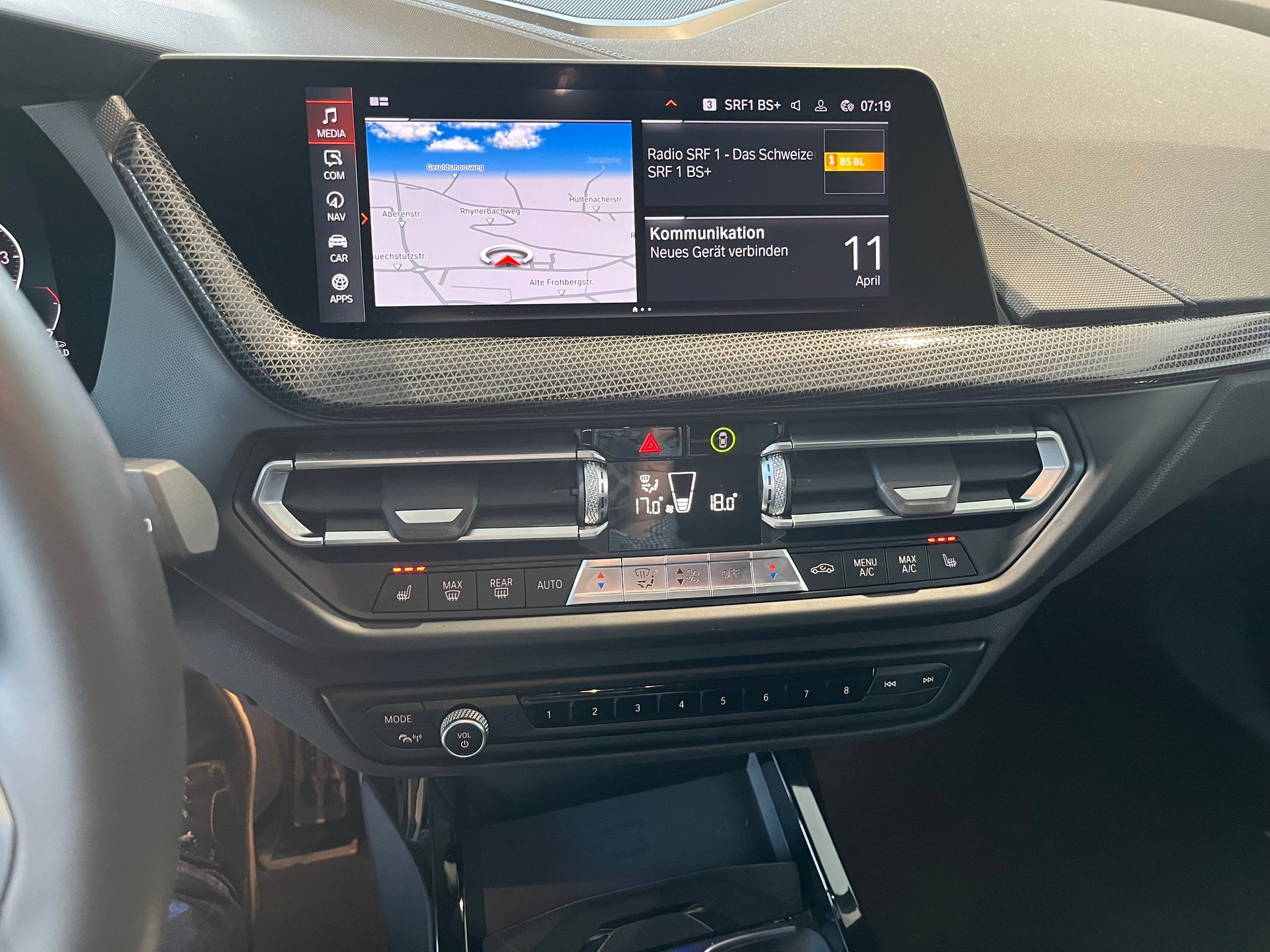 BMW 118i Steptronic Pure M Sport-image-10